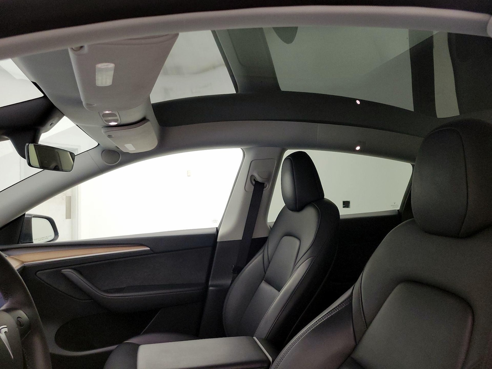 2024 Tesla Model Y Long Range - Photo 19