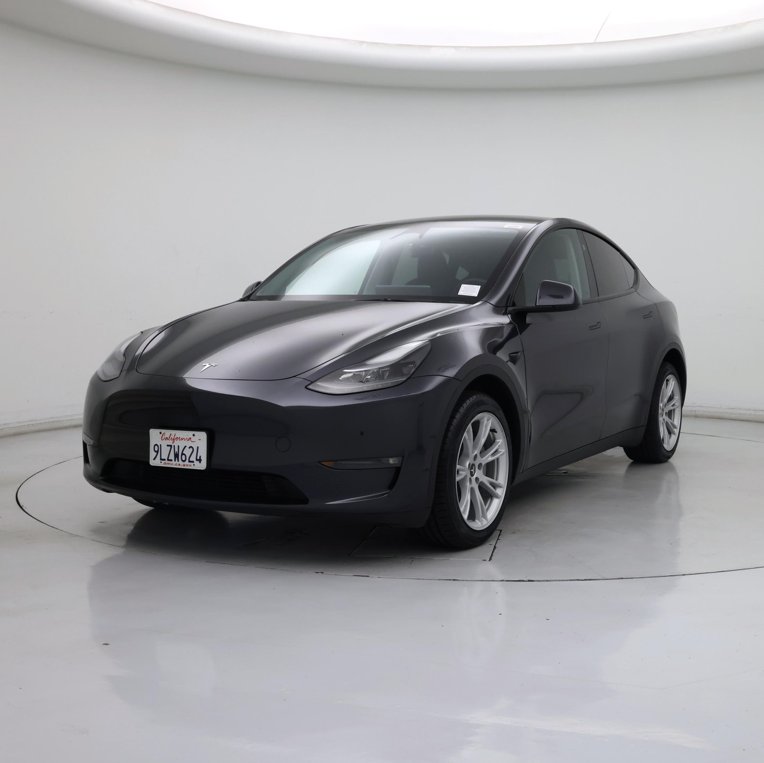 Thumbnail: 2024 Tesla Model Y - 4