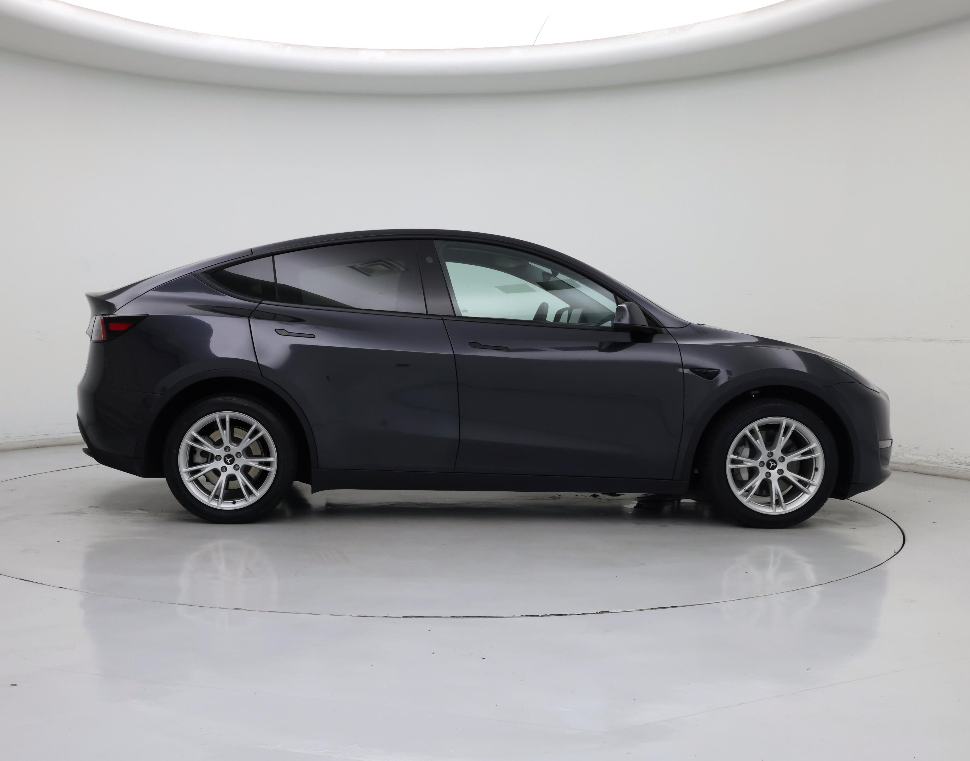 Thumbnail: 2024 Tesla Model Y - 7