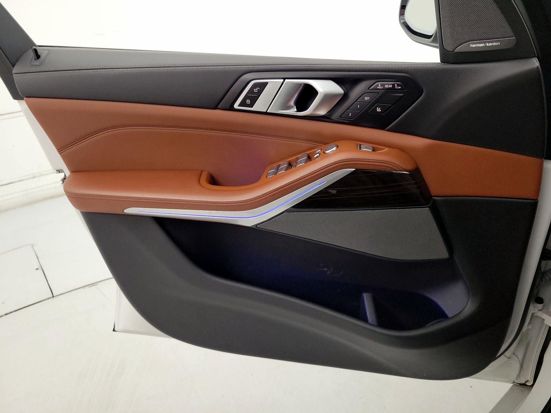 Thumbnail: 2024 BMW X7 - 12