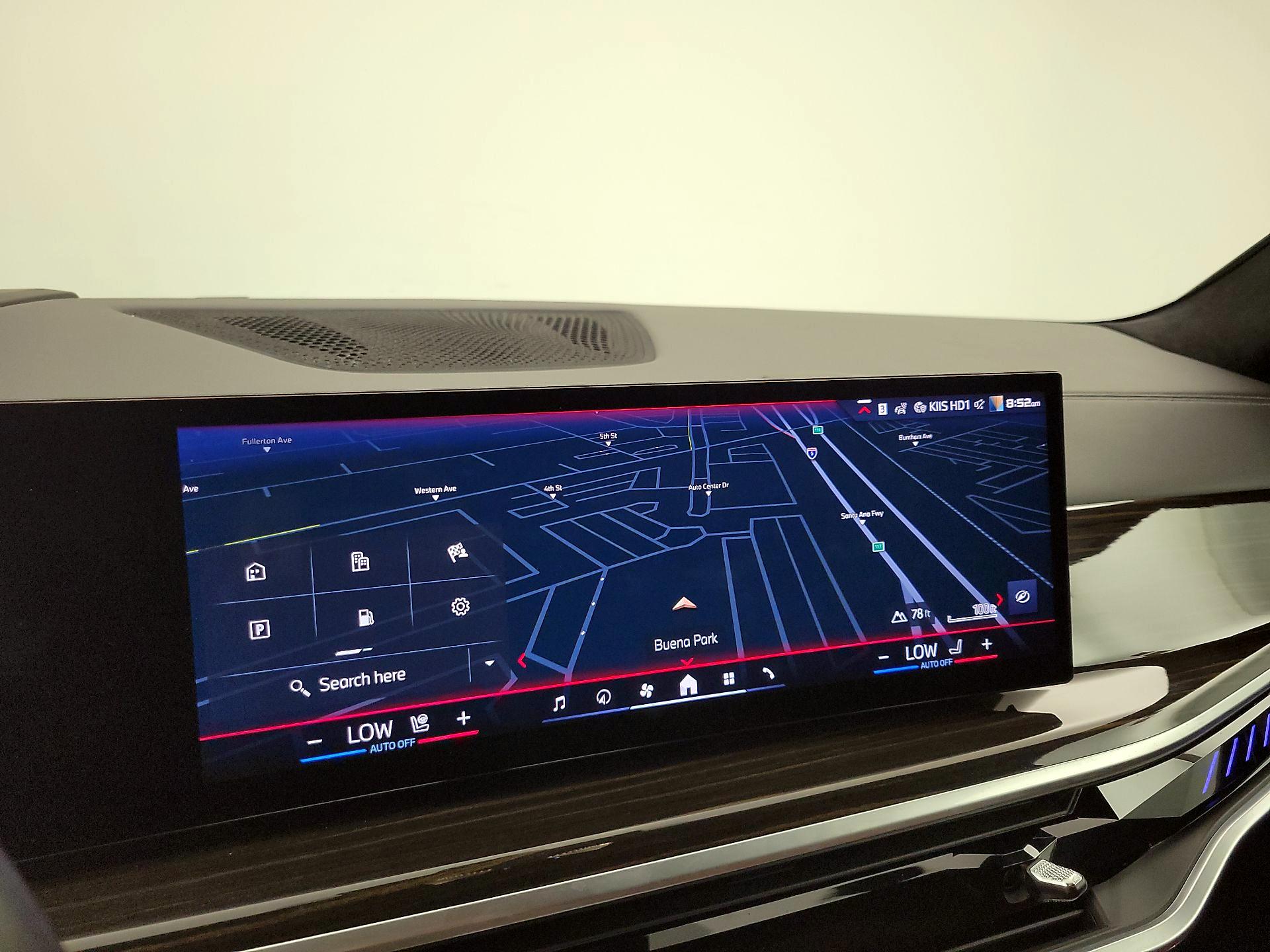 Thumbnail: 2024 BMW X7 - 14