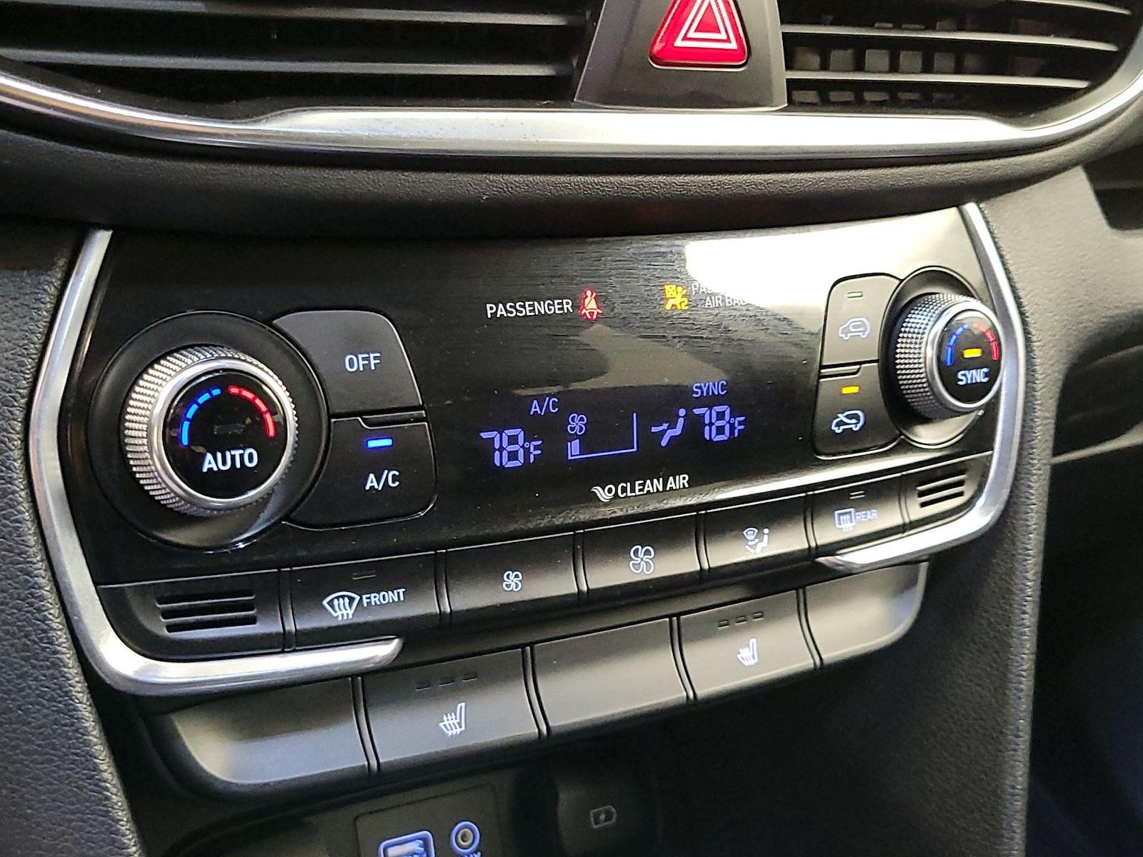2019 Hyundai Santa Fe Limited - Photo 17