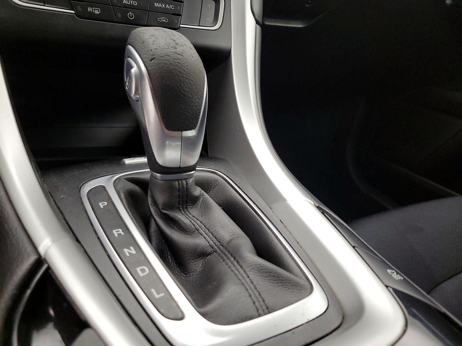 Thumbnail: 2016 Ford Fusion - 17