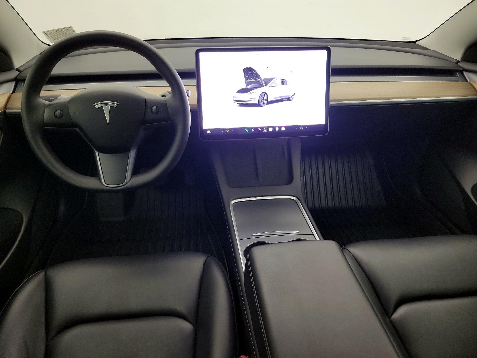 Thumbnail: 2023 Tesla Model 3 - 9