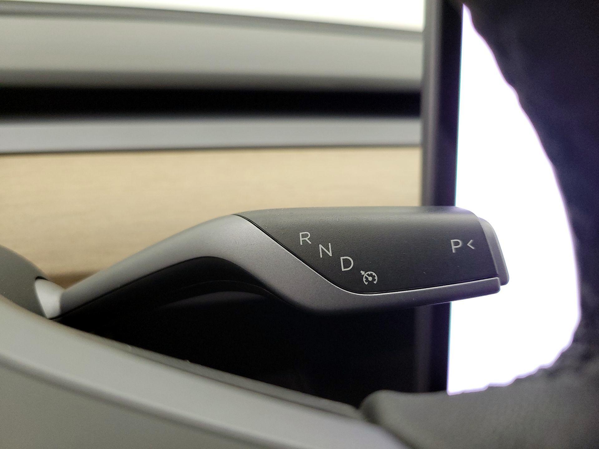 Thumbnail: 2023 Tesla Model 3 - 17