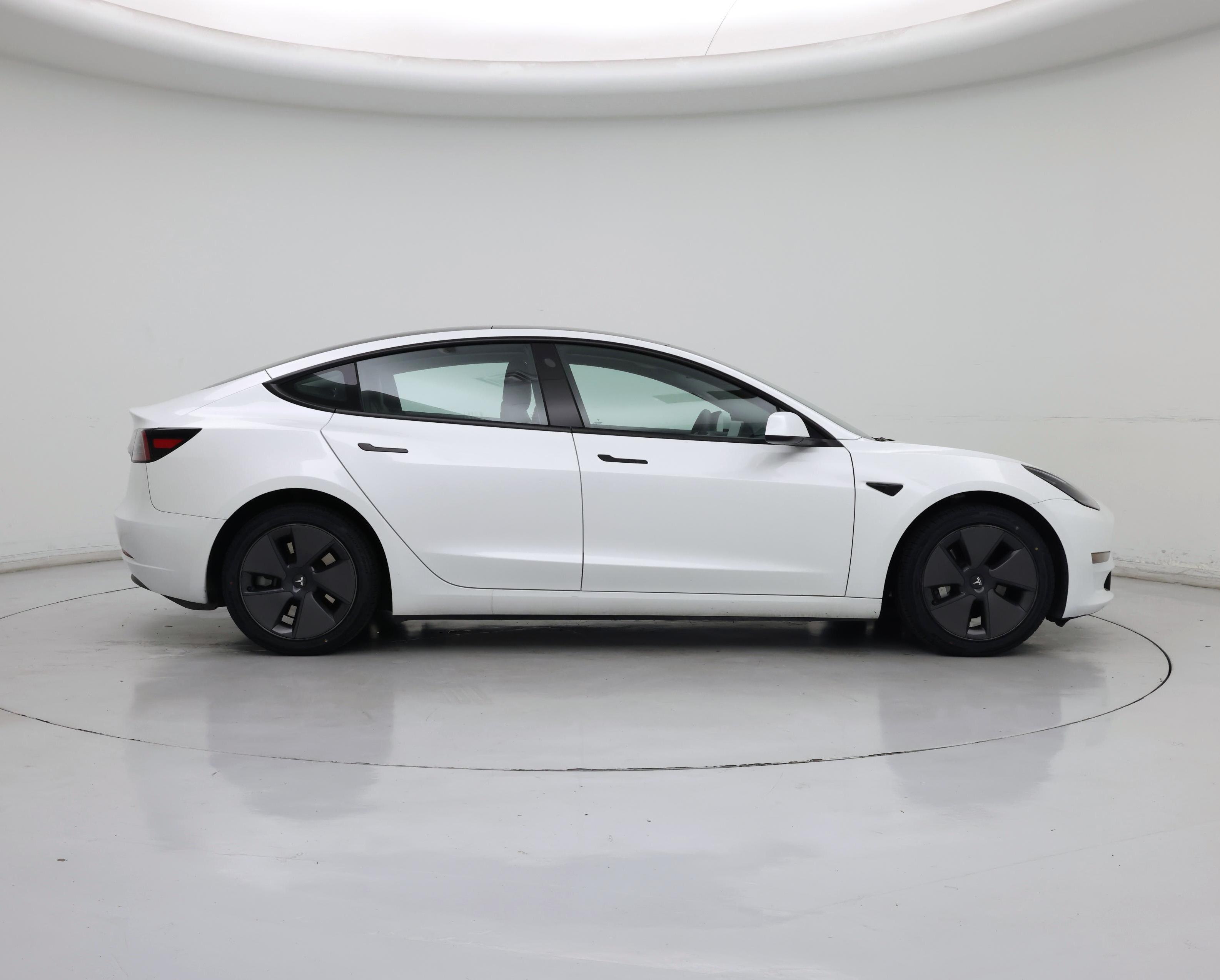 Thumbnail: 2023 Tesla Model 3 - 7