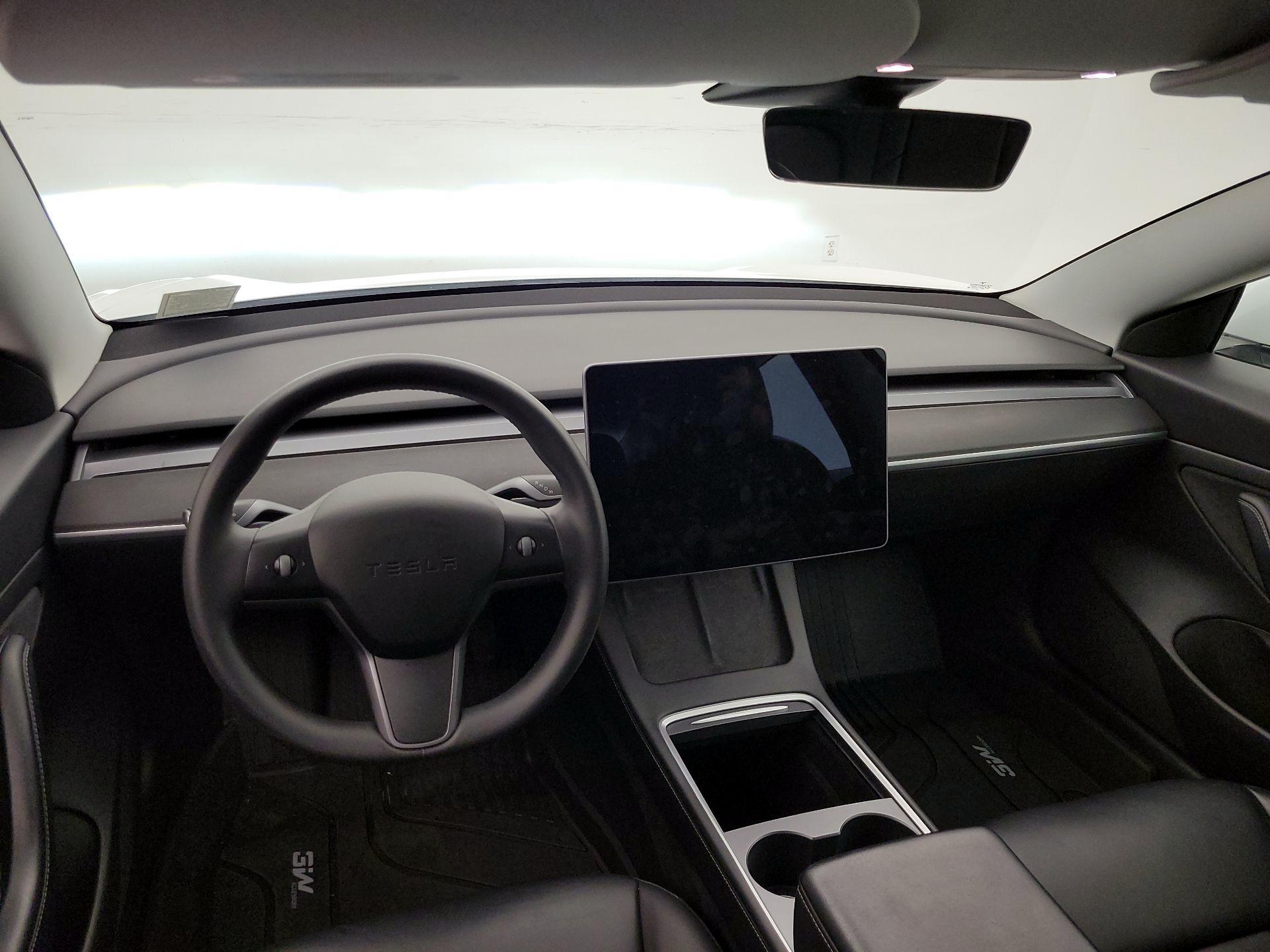Thumbnail: 2021 Tesla Model 3 - 9