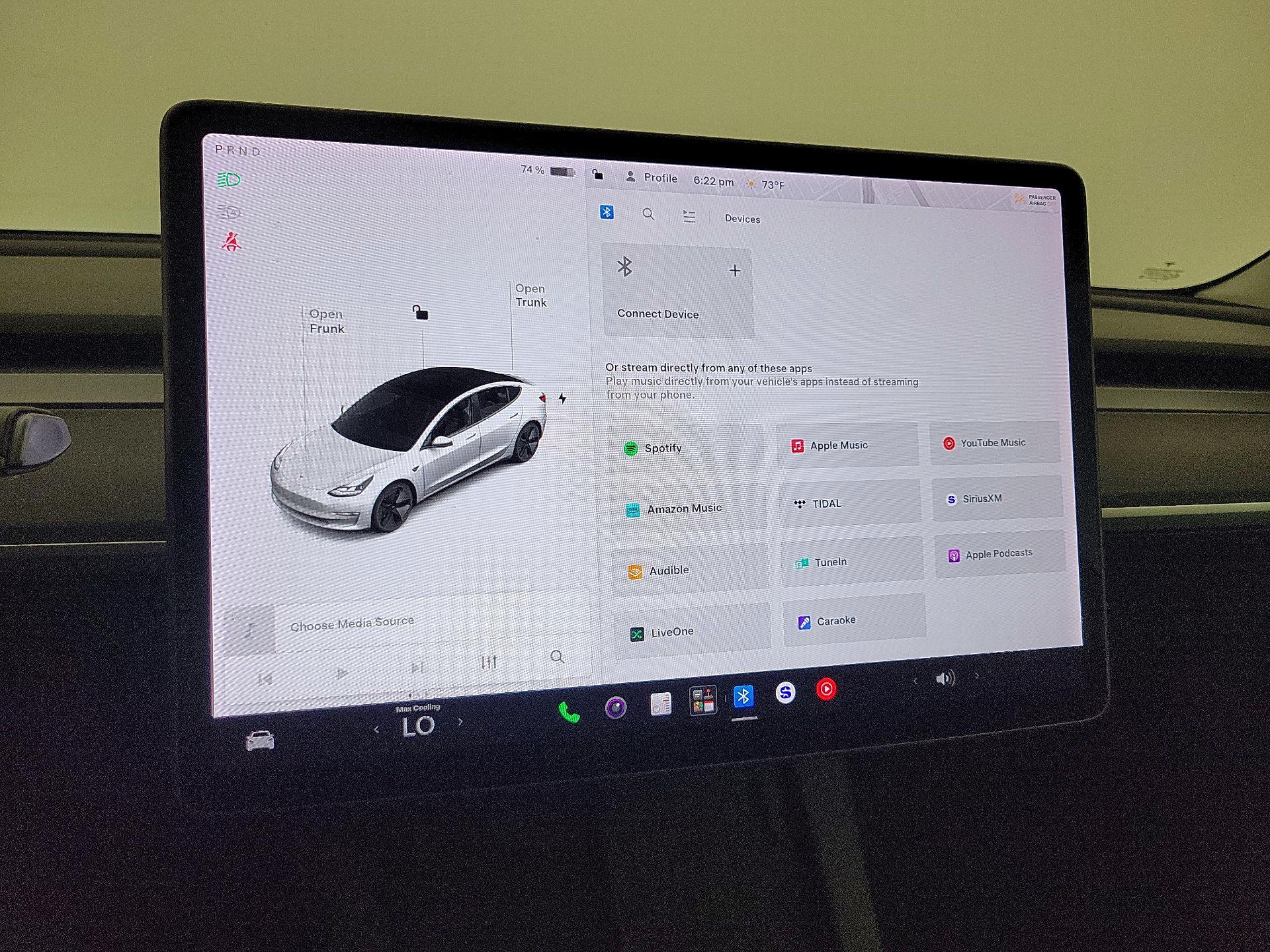 Thumbnail: 2021 Tesla Model 3 - 15