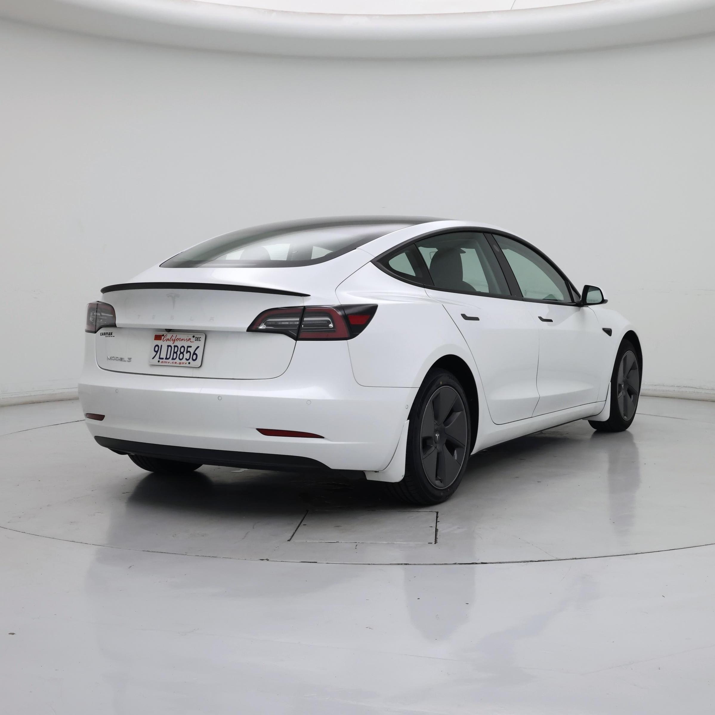 Thumbnail: 2021 Tesla Model 3 - 8