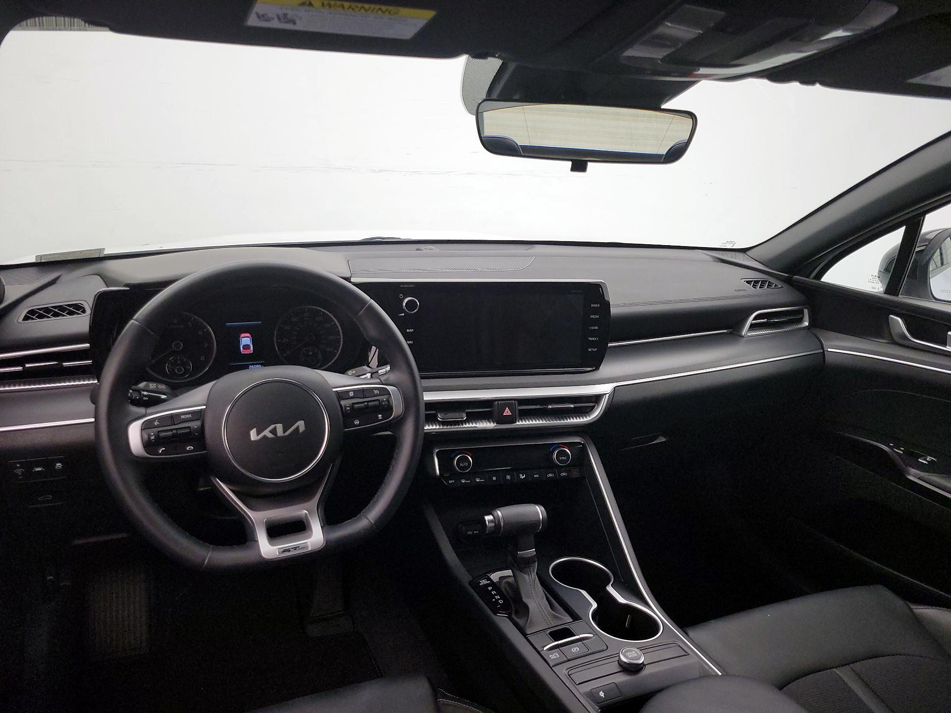 Thumbnail: 2023 Kia K5 - 9