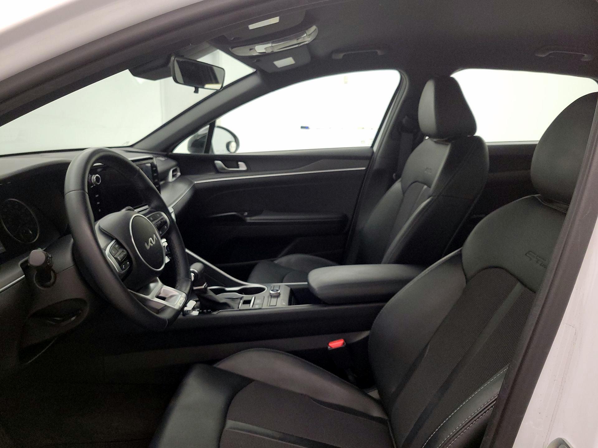 Thumbnail: 2023 Kia K5 - 11
