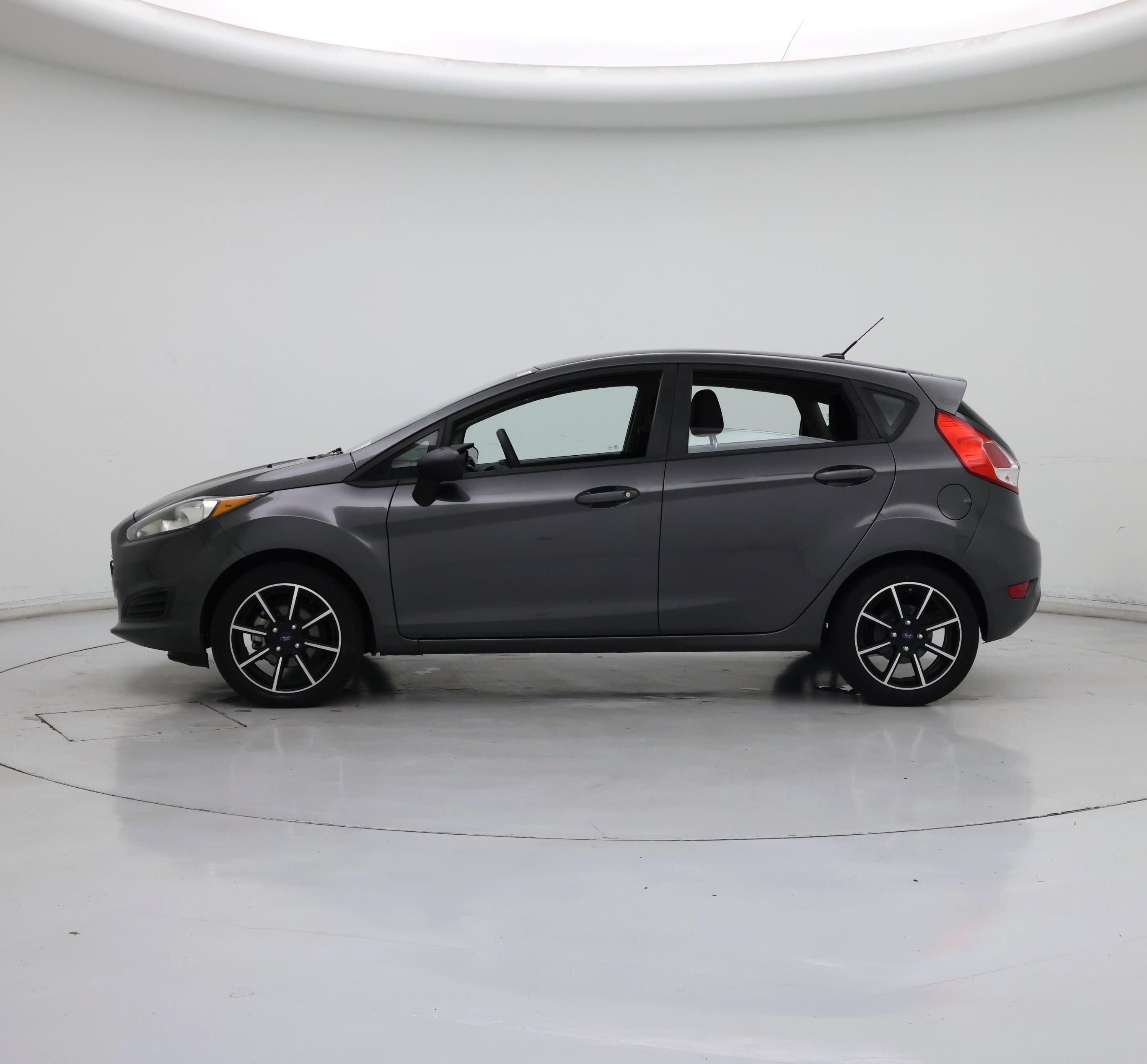 Thumbnail: 2017 Ford Fiesta - 3