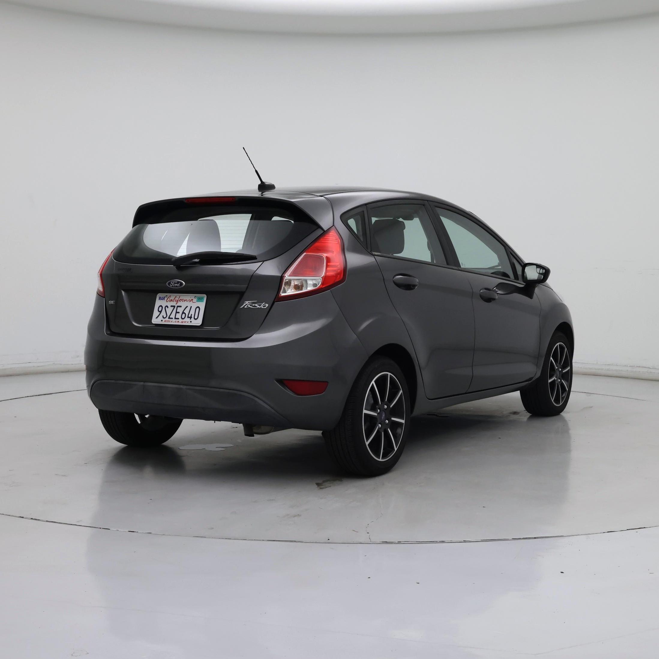 Thumbnail: 2017 Ford Fiesta - 8