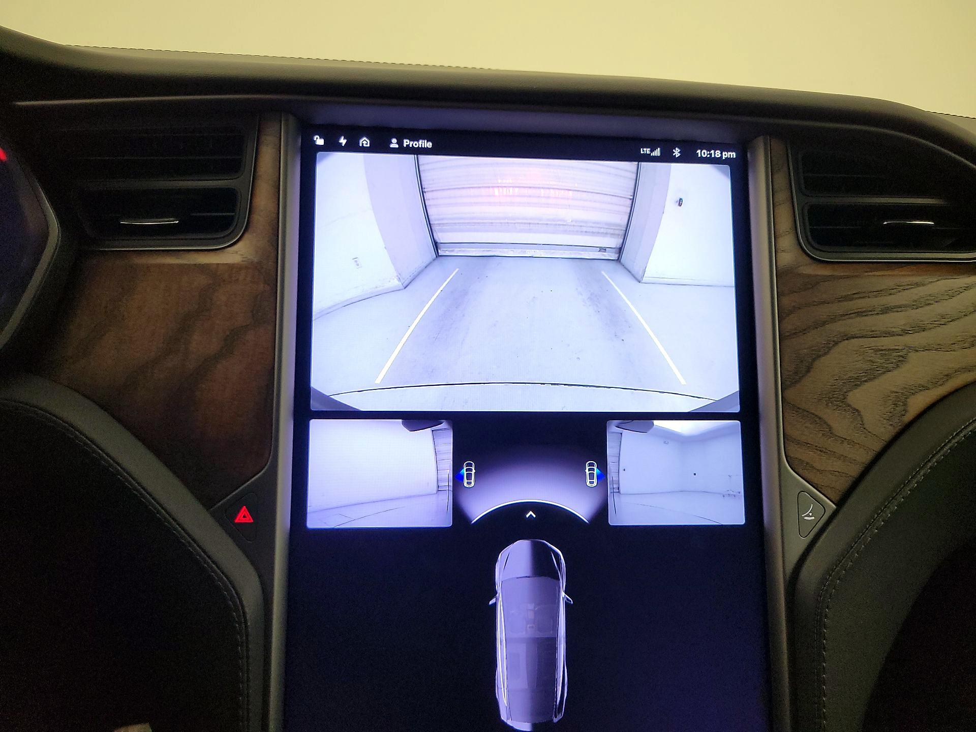 Thumbnail: 2019 Tesla Model X - 14
