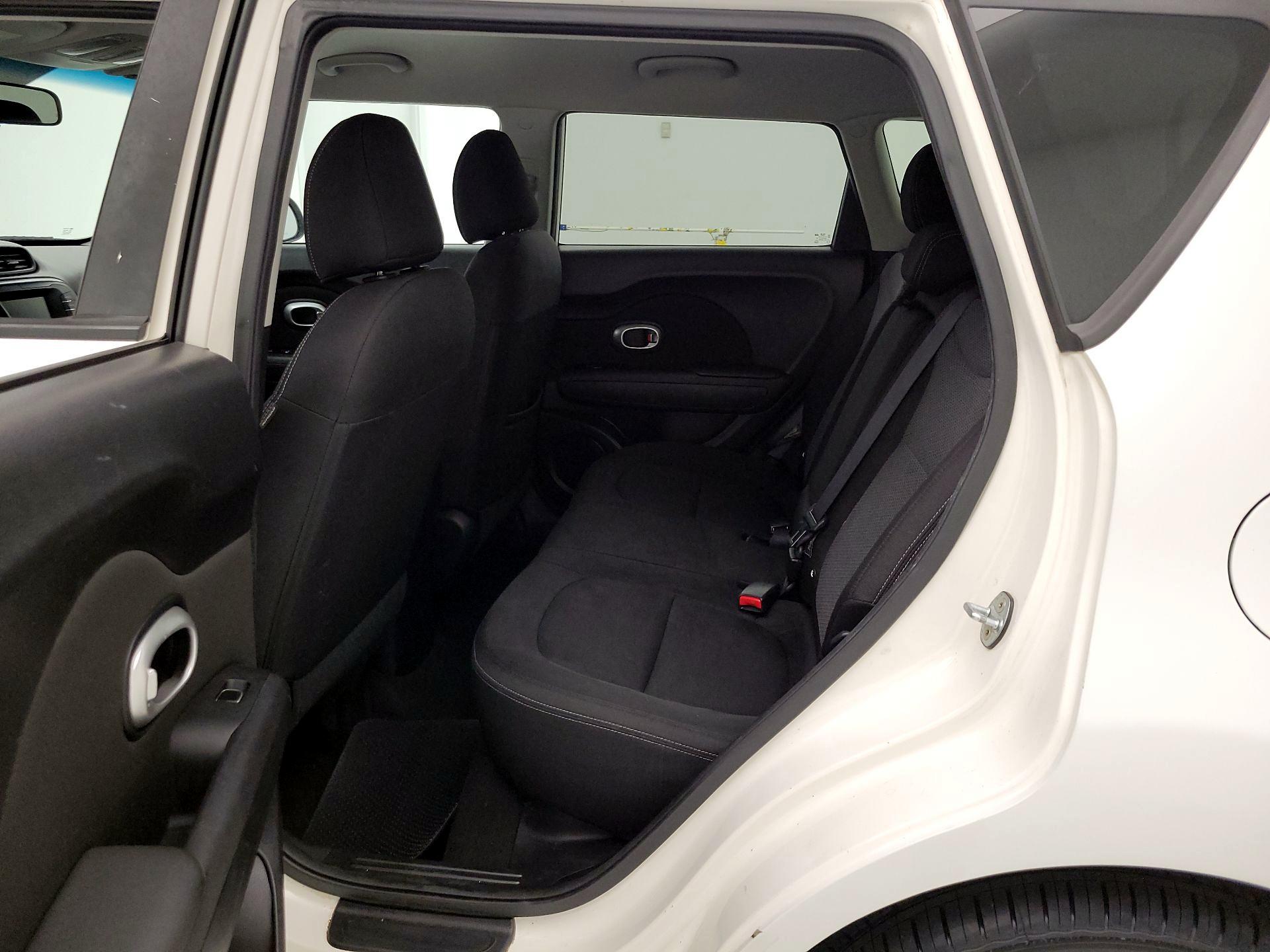Thumbnail: 2019 Kia Soul - 19