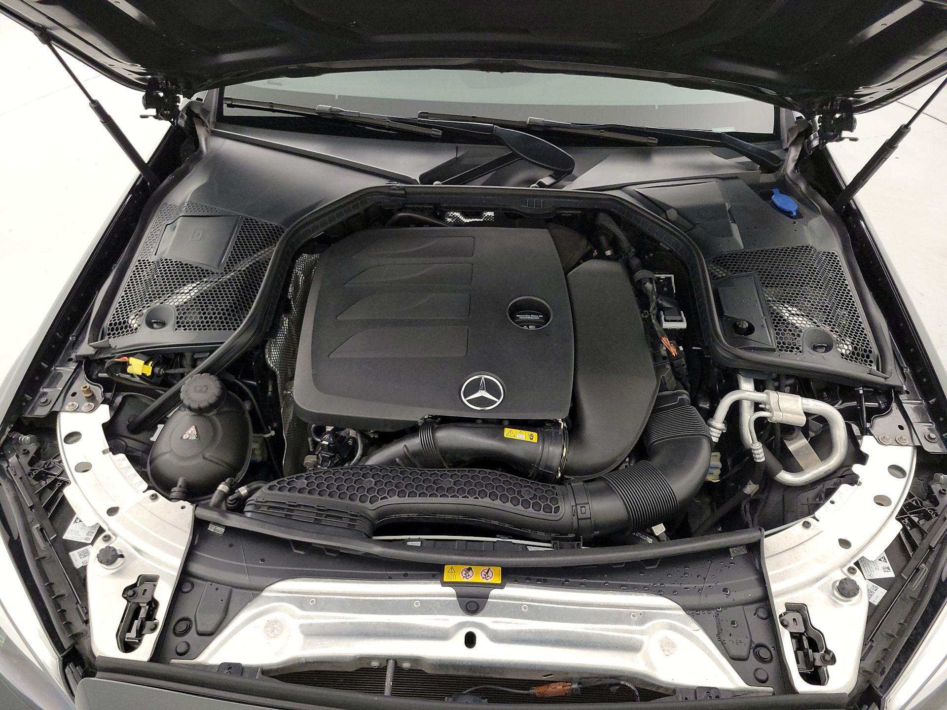 Thumbnail: 2021 Mercedes-Benz C-Class - 20