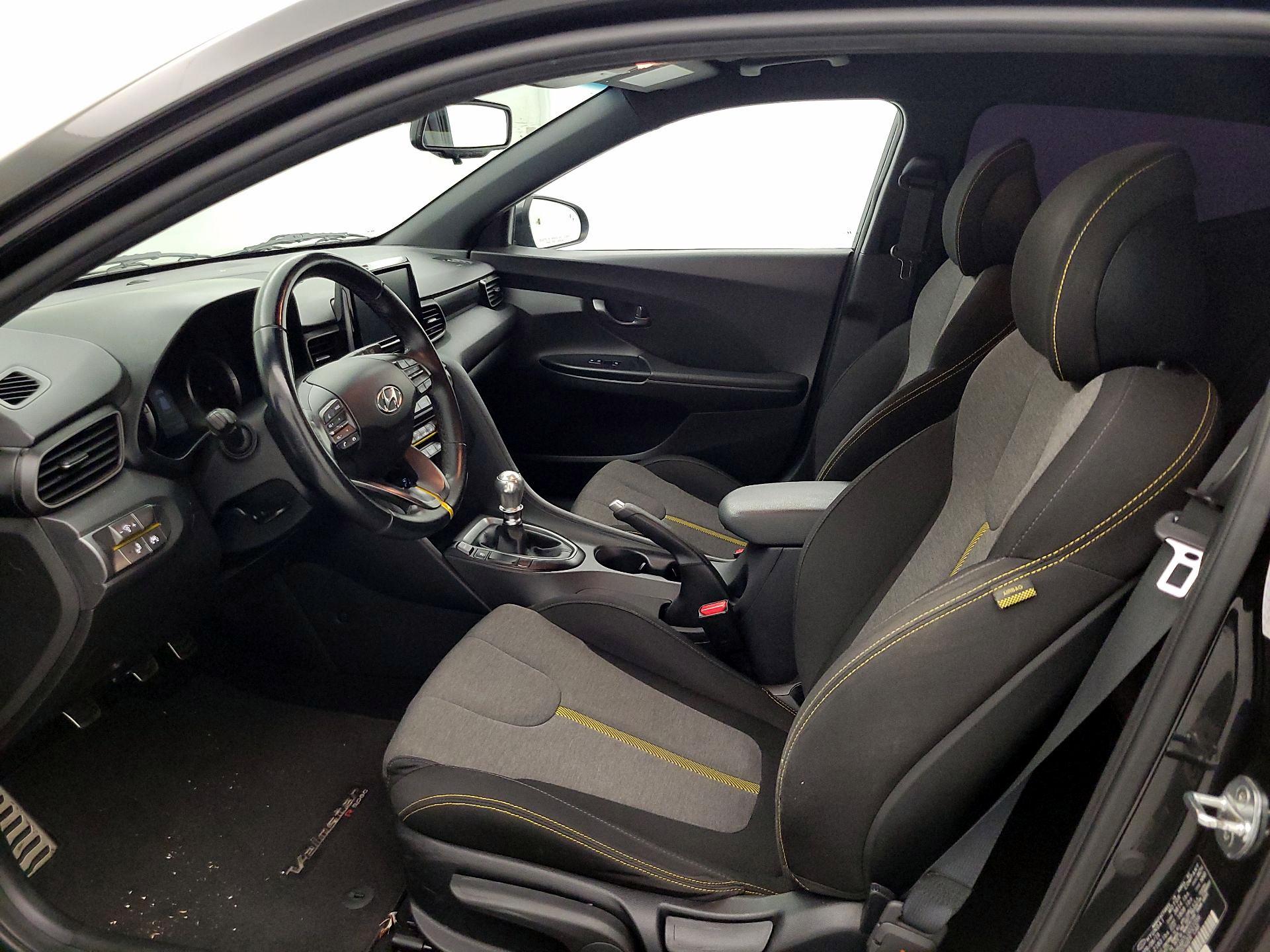 Thumbnail: 2020 Hyundai Veloster - 11