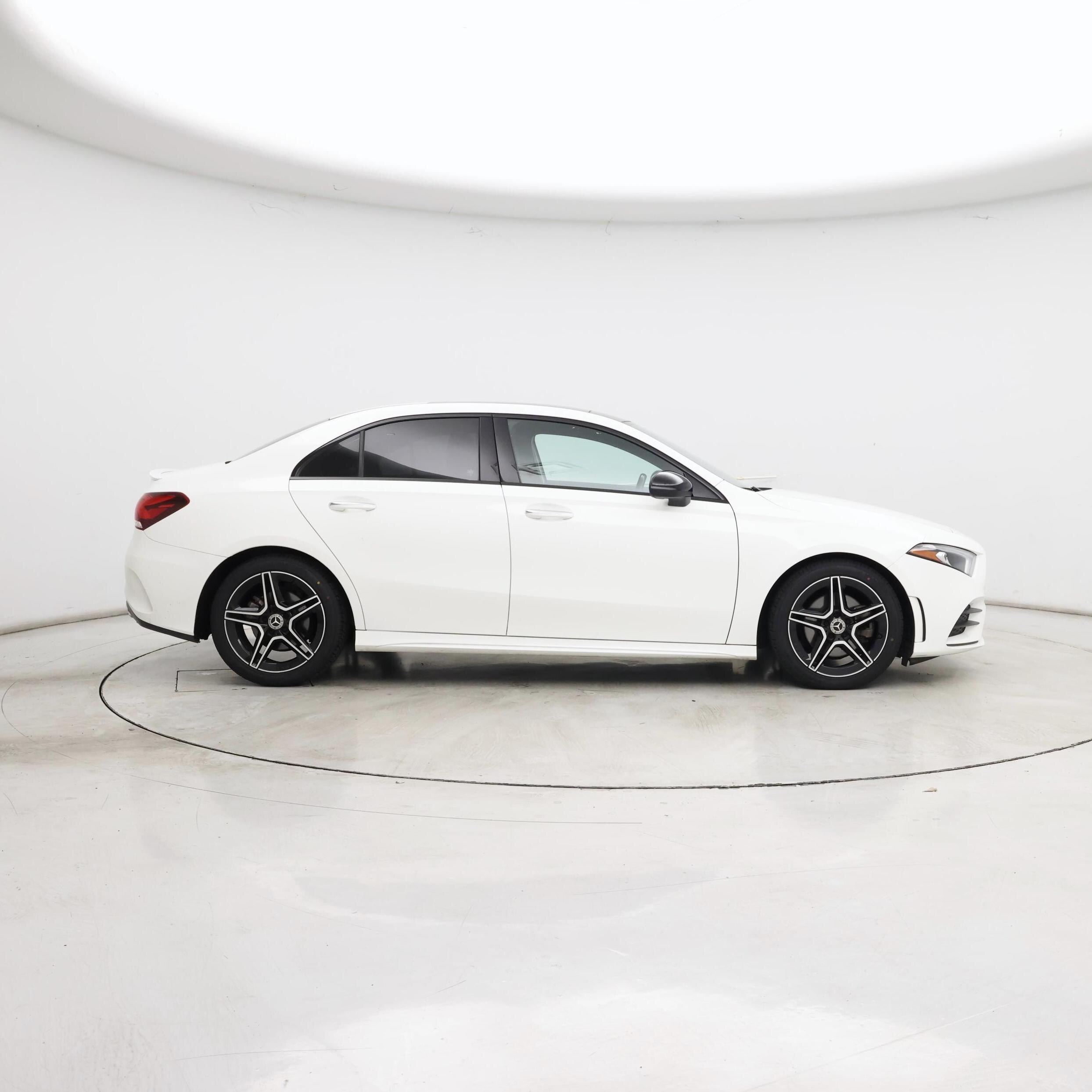Thumbnail: 2022 Mercedes-Benz A-Class - 7