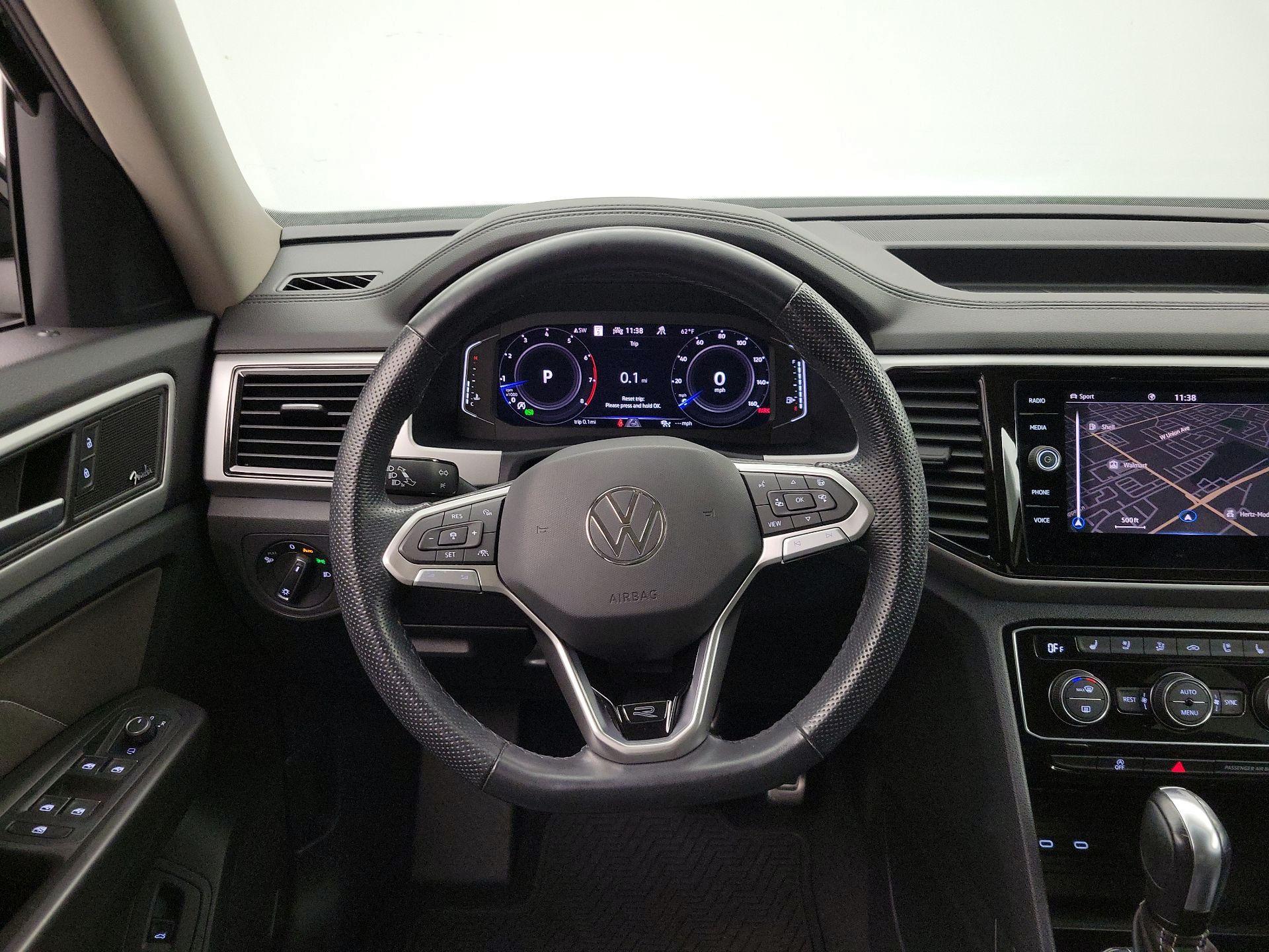 Thumbnail: 2023 Volkswagen Atlas - 10