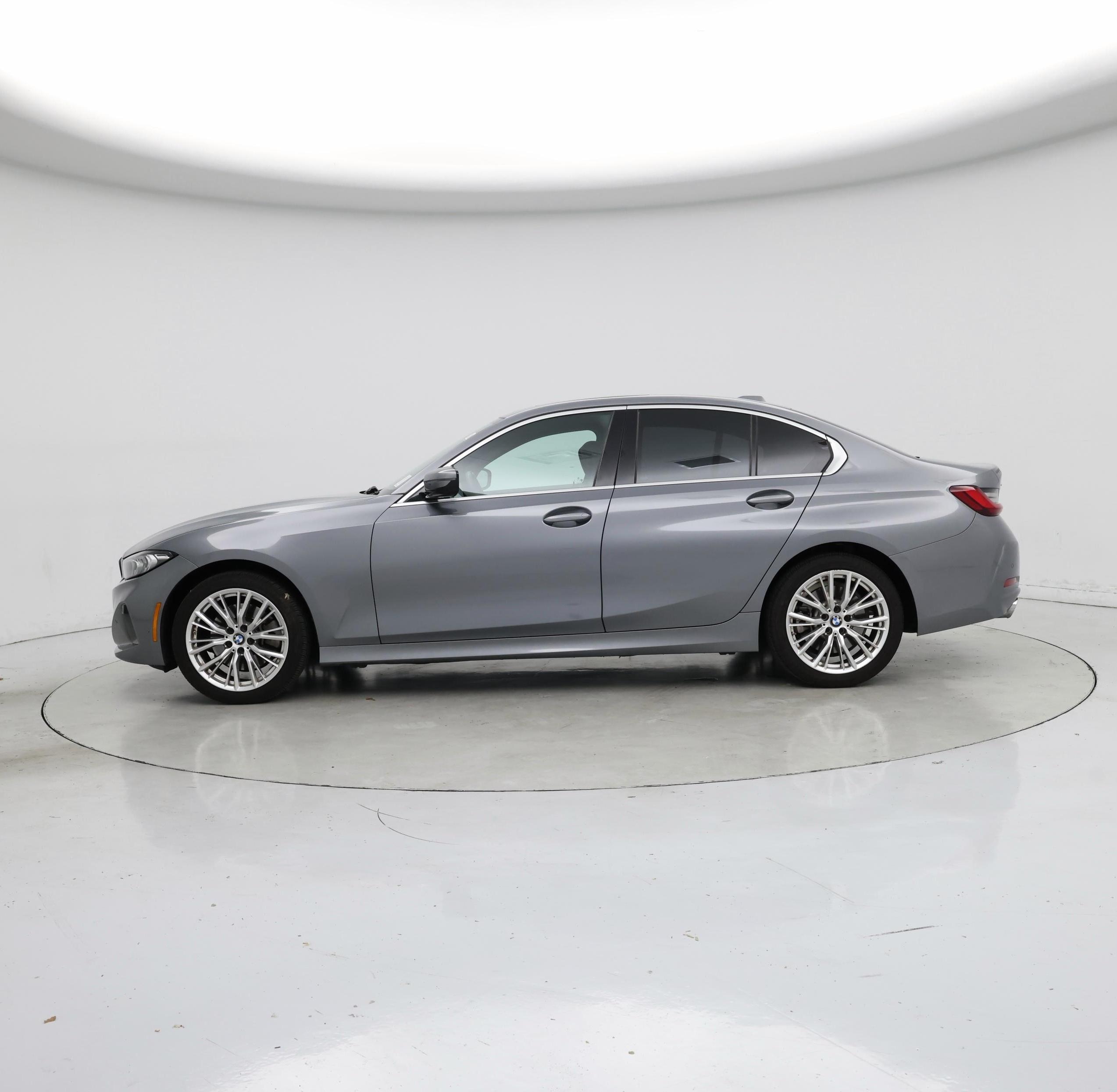 Thumbnail: 2024 BMW 3 Series - 3