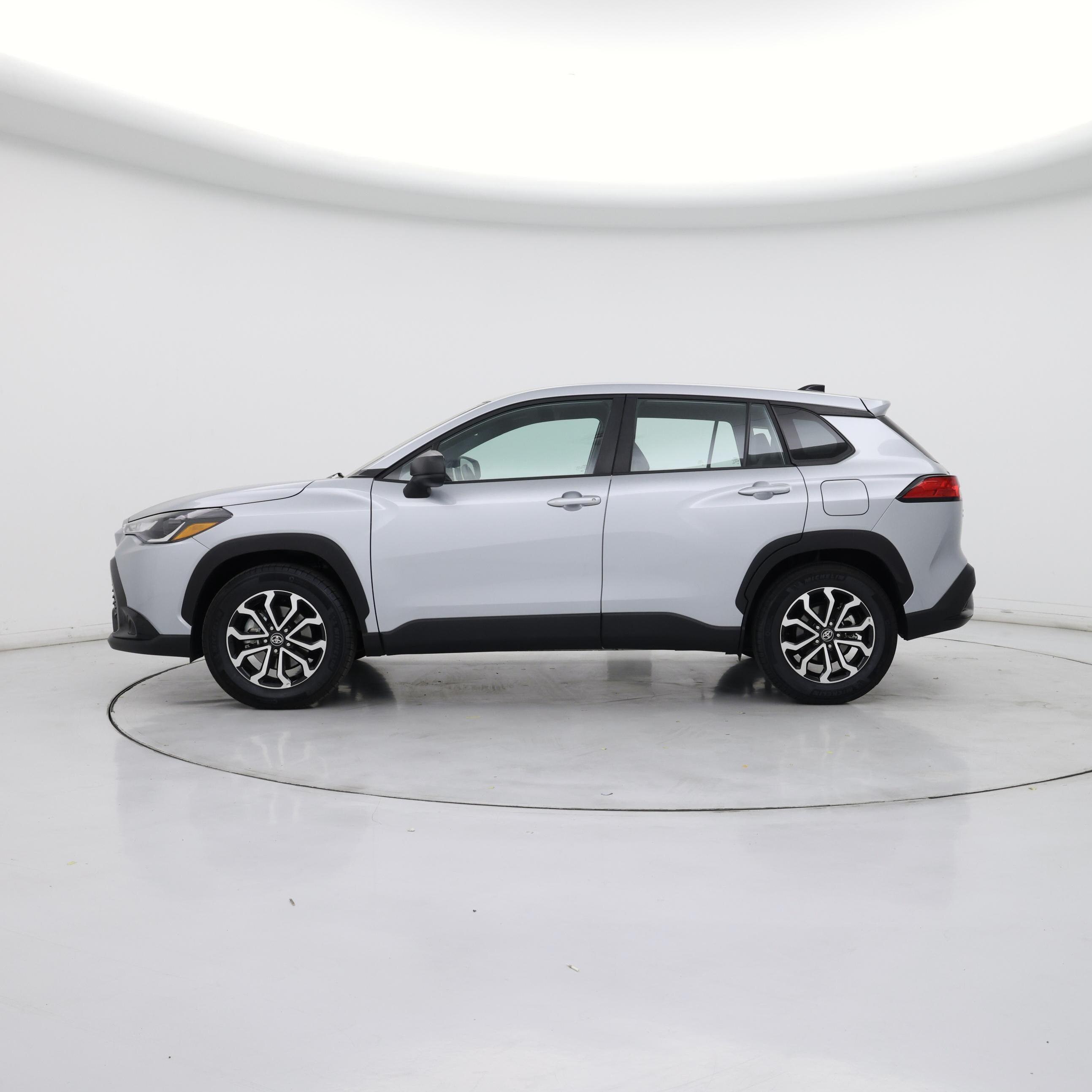 Thumbnail: 2025 Toyota Corolla Cross - 3