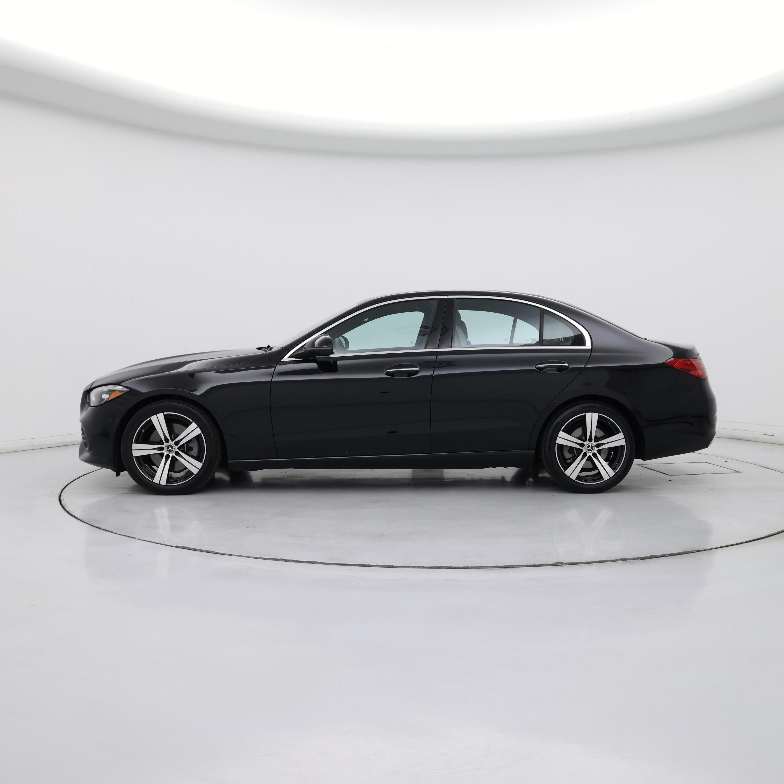 Thumbnail: 2025 Mercedes-Benz C-Class - 3