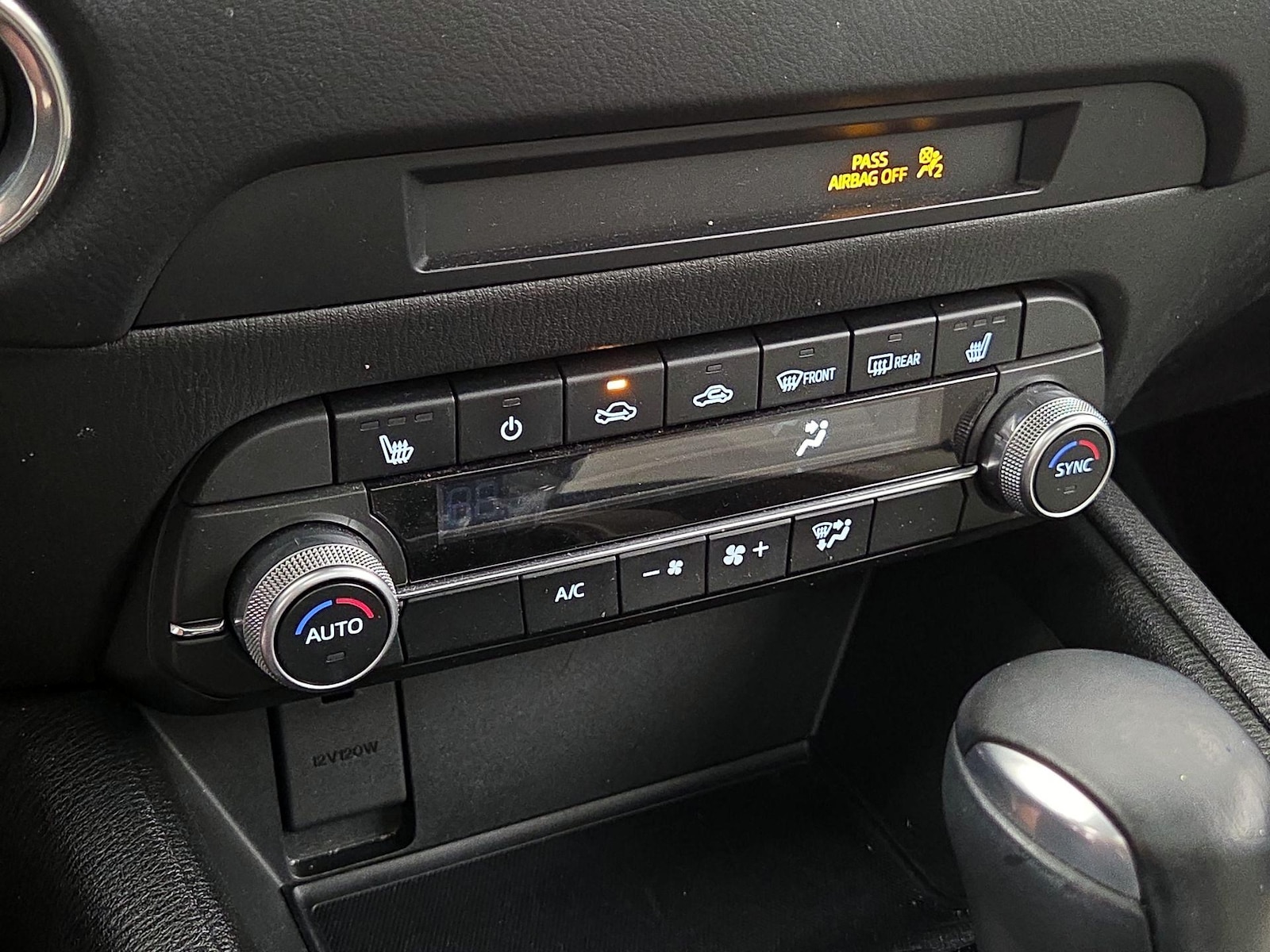 2023 Mazda CX-5 S Preferred package - Photo 17
