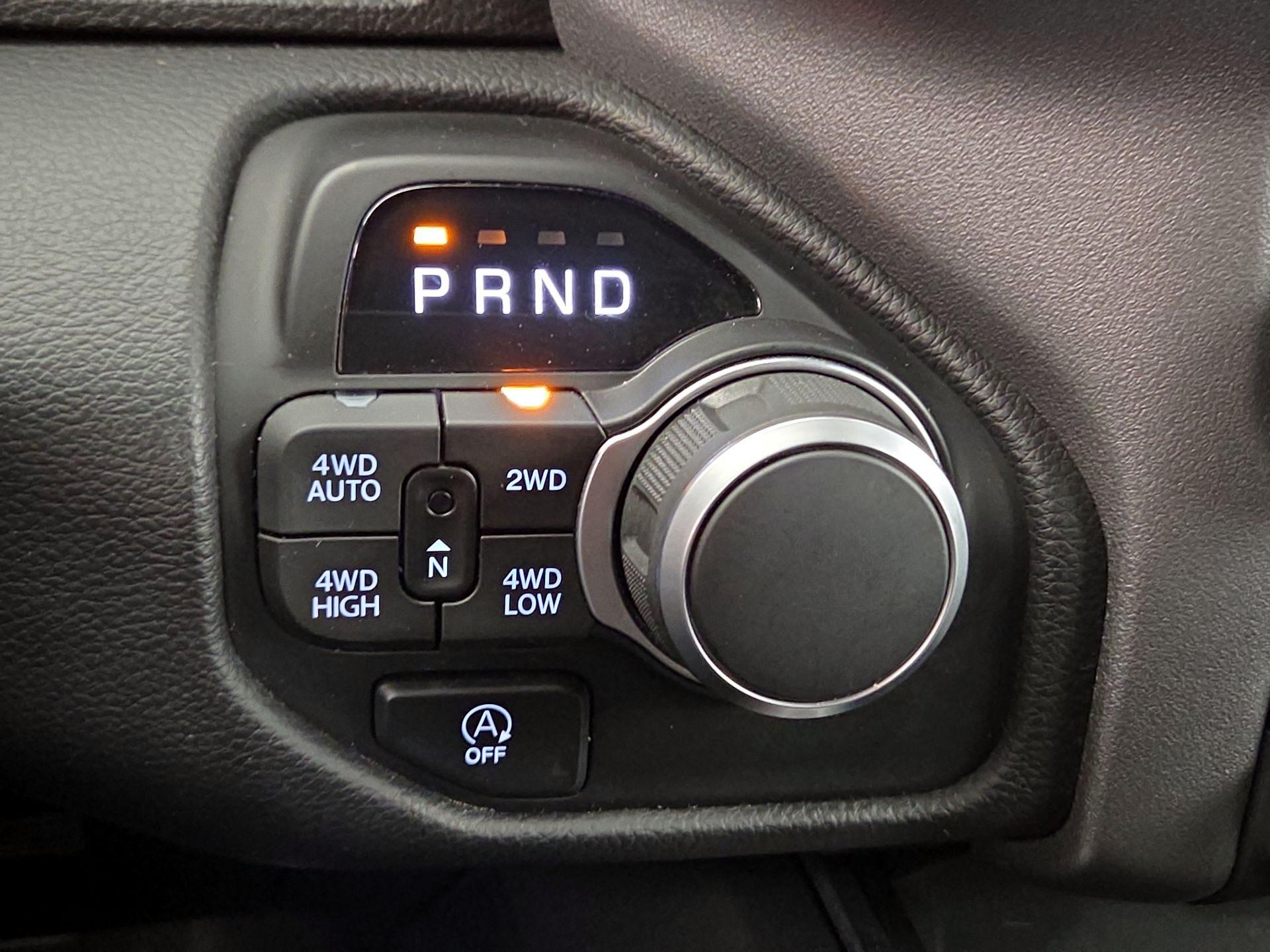 Thumbnail: 2025 RAM 1500 - 17