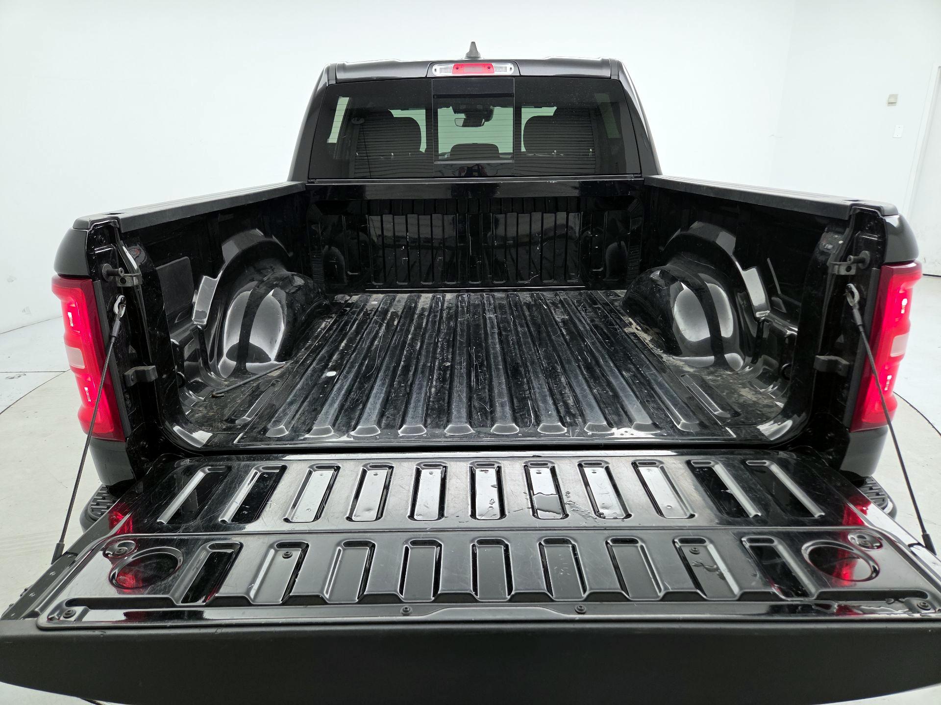 Thumbnail: 2025 RAM 1500 - 20