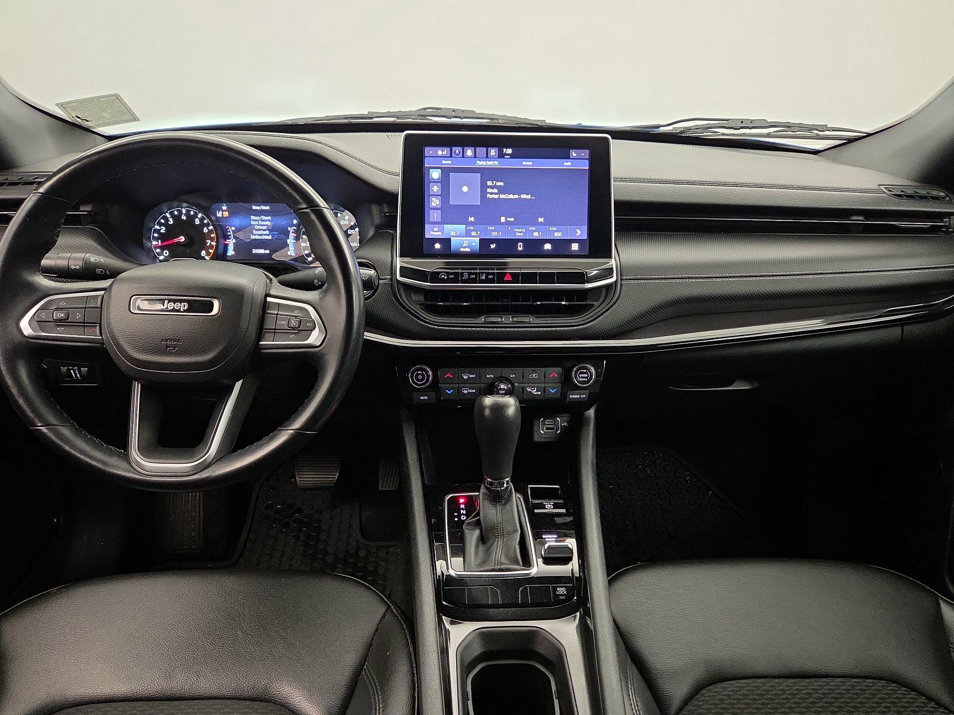 Thumbnail: 2022 Jeep Compass - 9