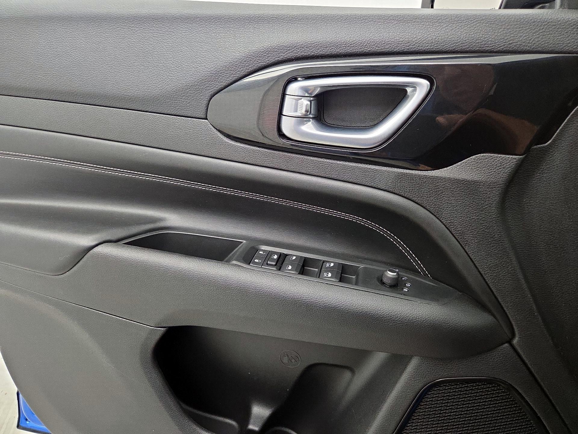 Thumbnail: 2022 Jeep Compass - 12