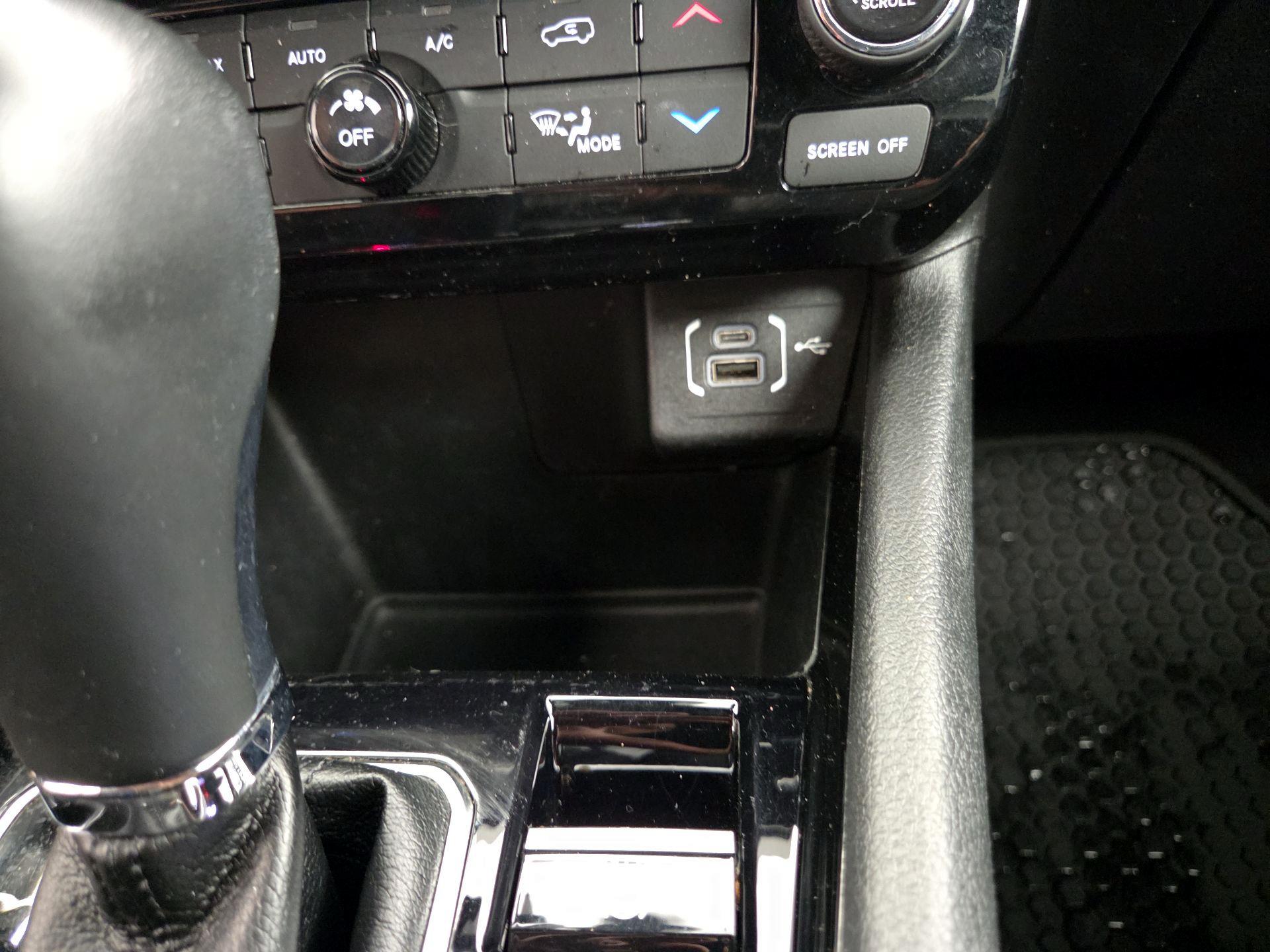 Thumbnail: 2022 Jeep Compass - 18