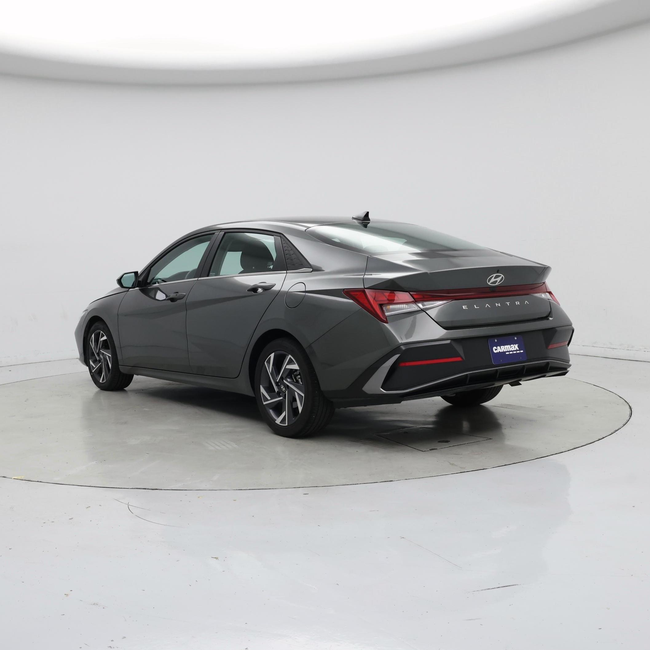 Thumbnail: 2025 Hyundai Elantra - 2
