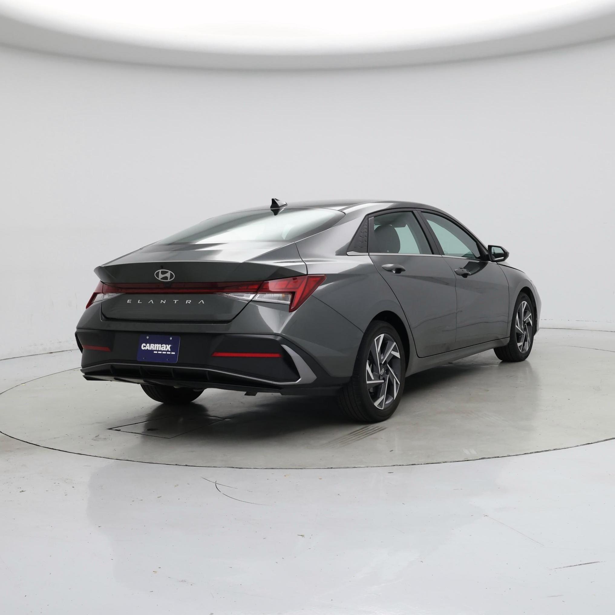 Thumbnail: 2025 Hyundai Elantra - 8