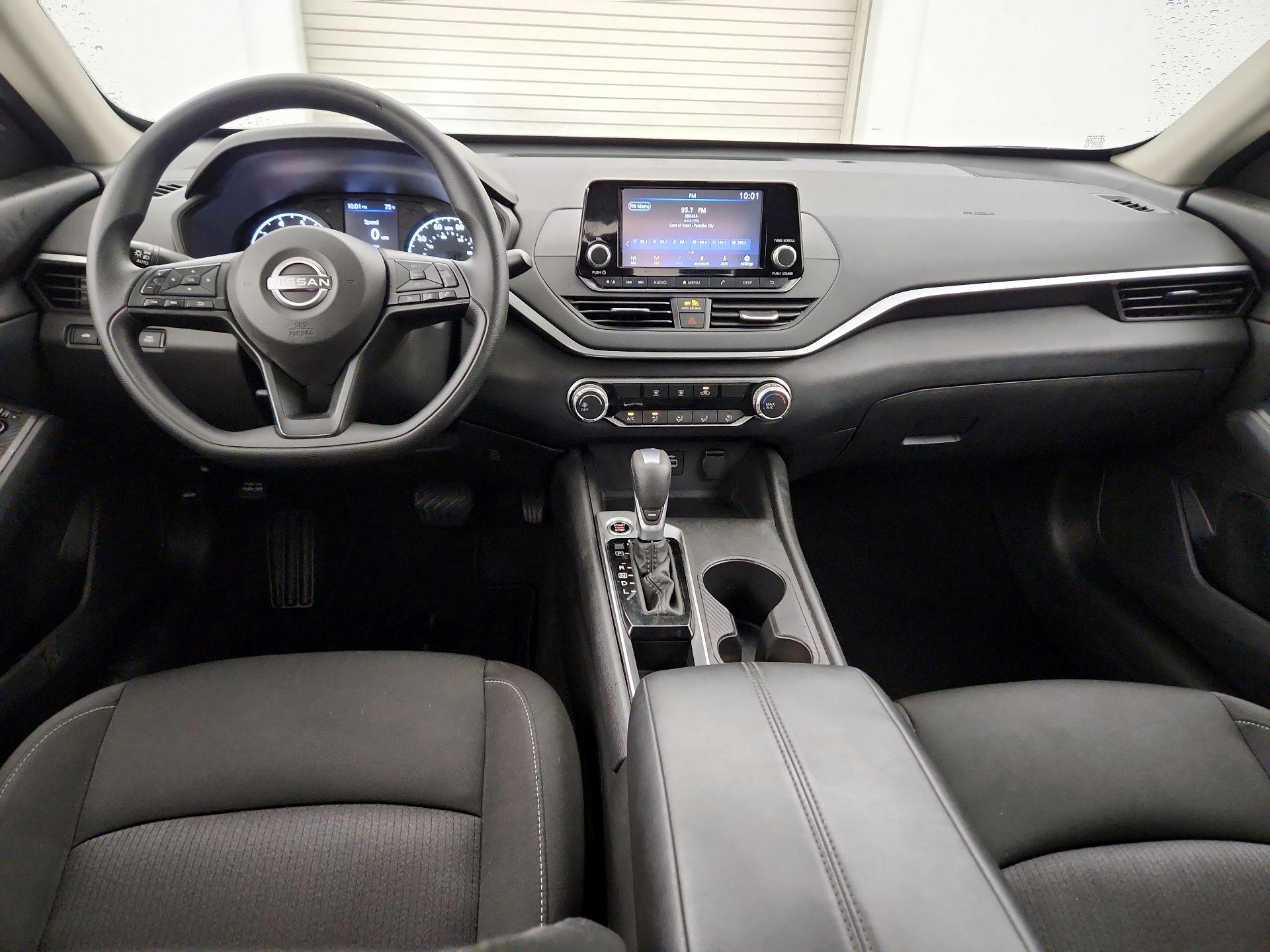 Thumbnail: 2023 Nissan Altima - 8