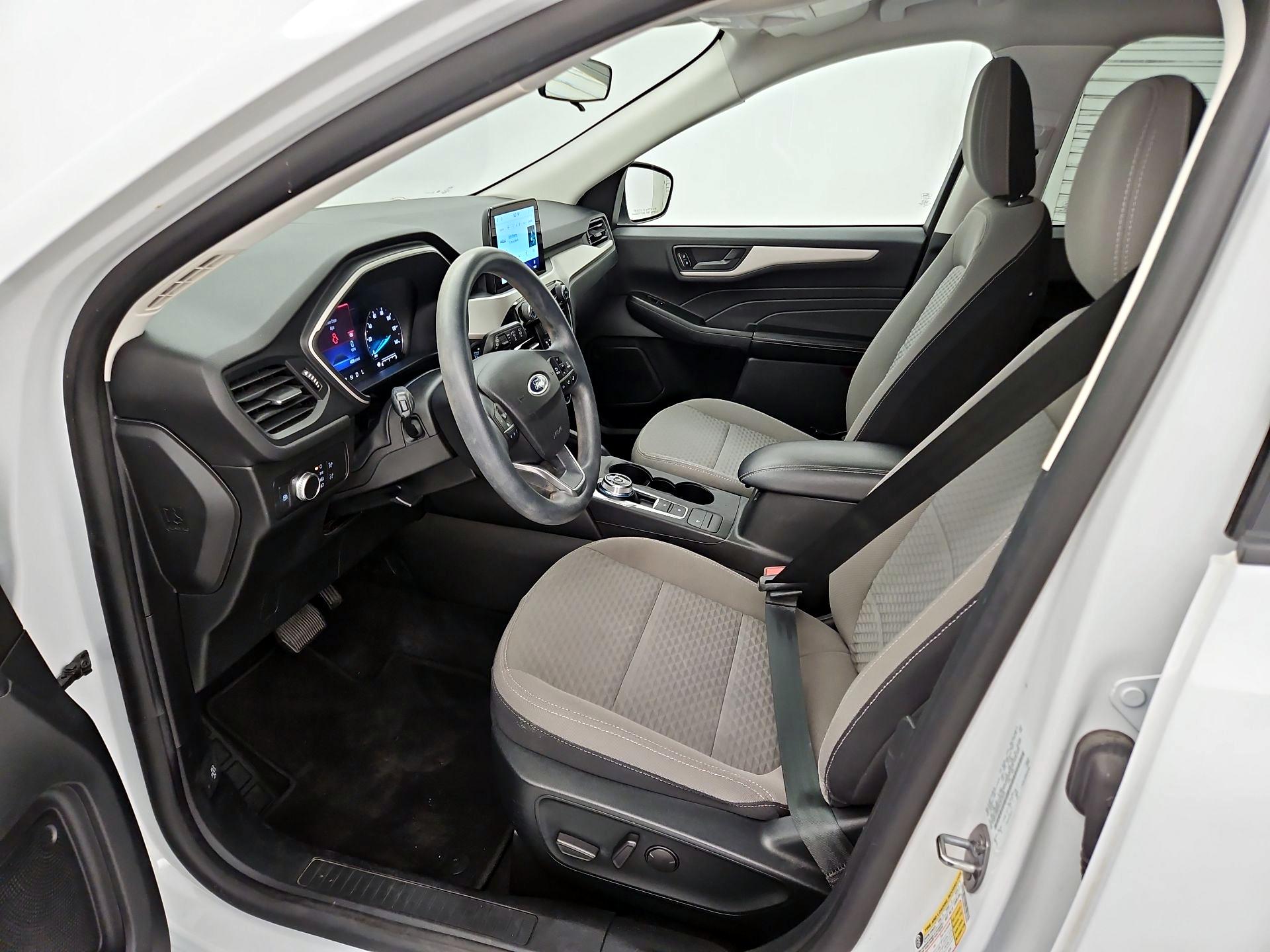Thumbnail: 2022 Ford Escape - 11