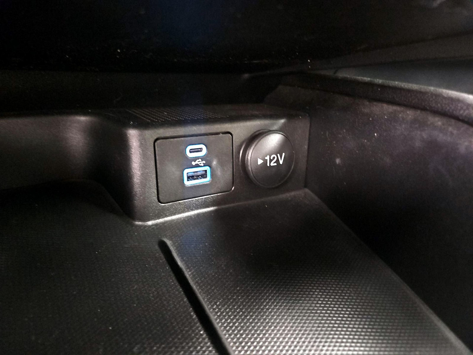 2022 Ford Escape SE - Photo 19