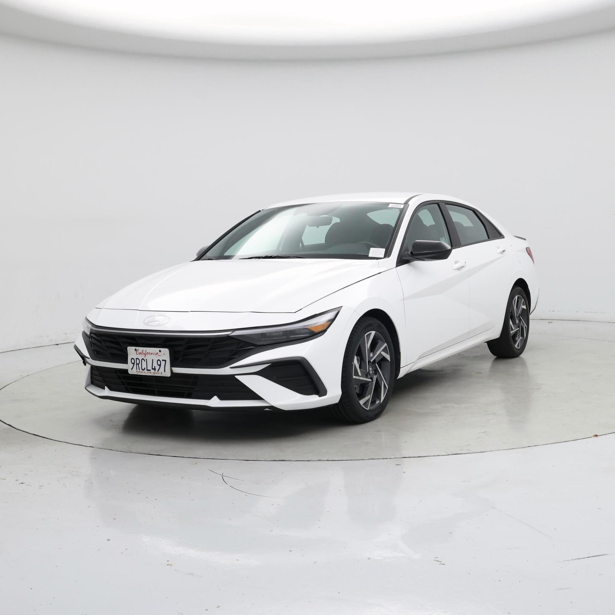 Thumbnail: 2025 Hyundai Elantra - 4