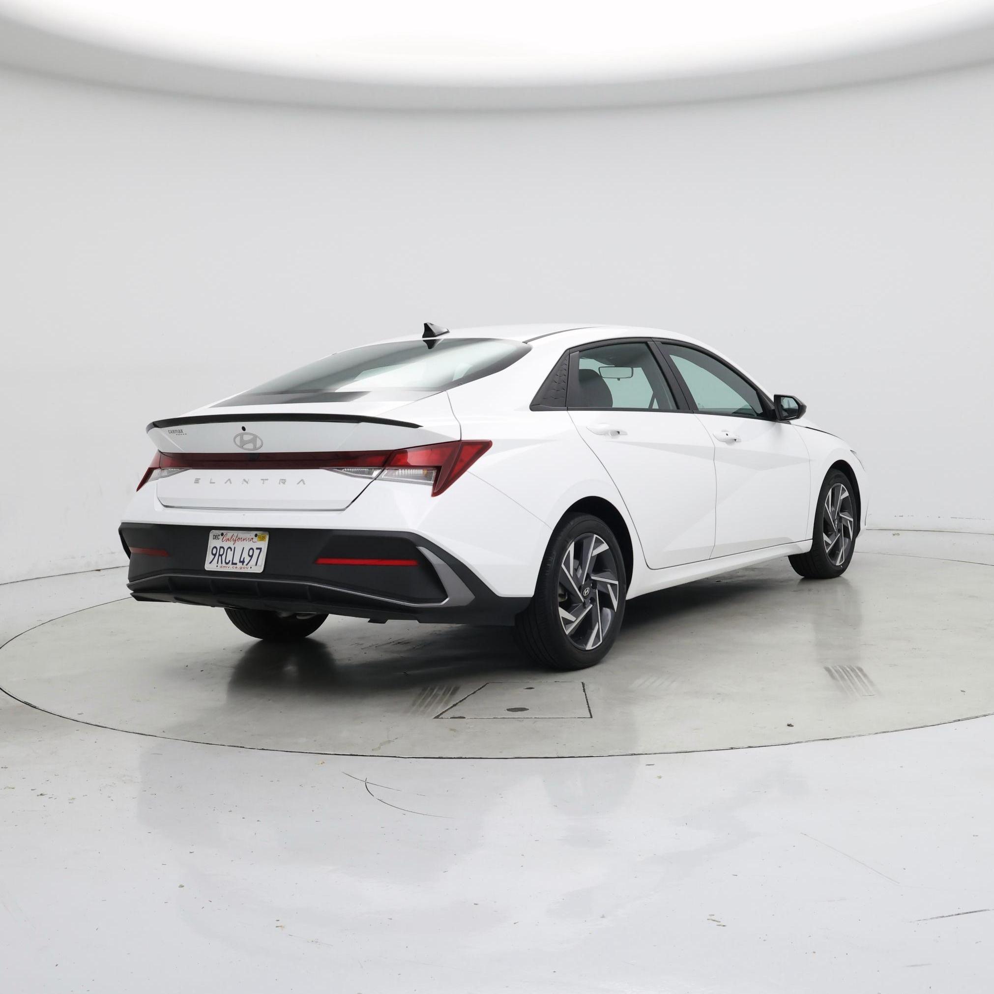 Thumbnail: 2025 Hyundai Elantra - 8