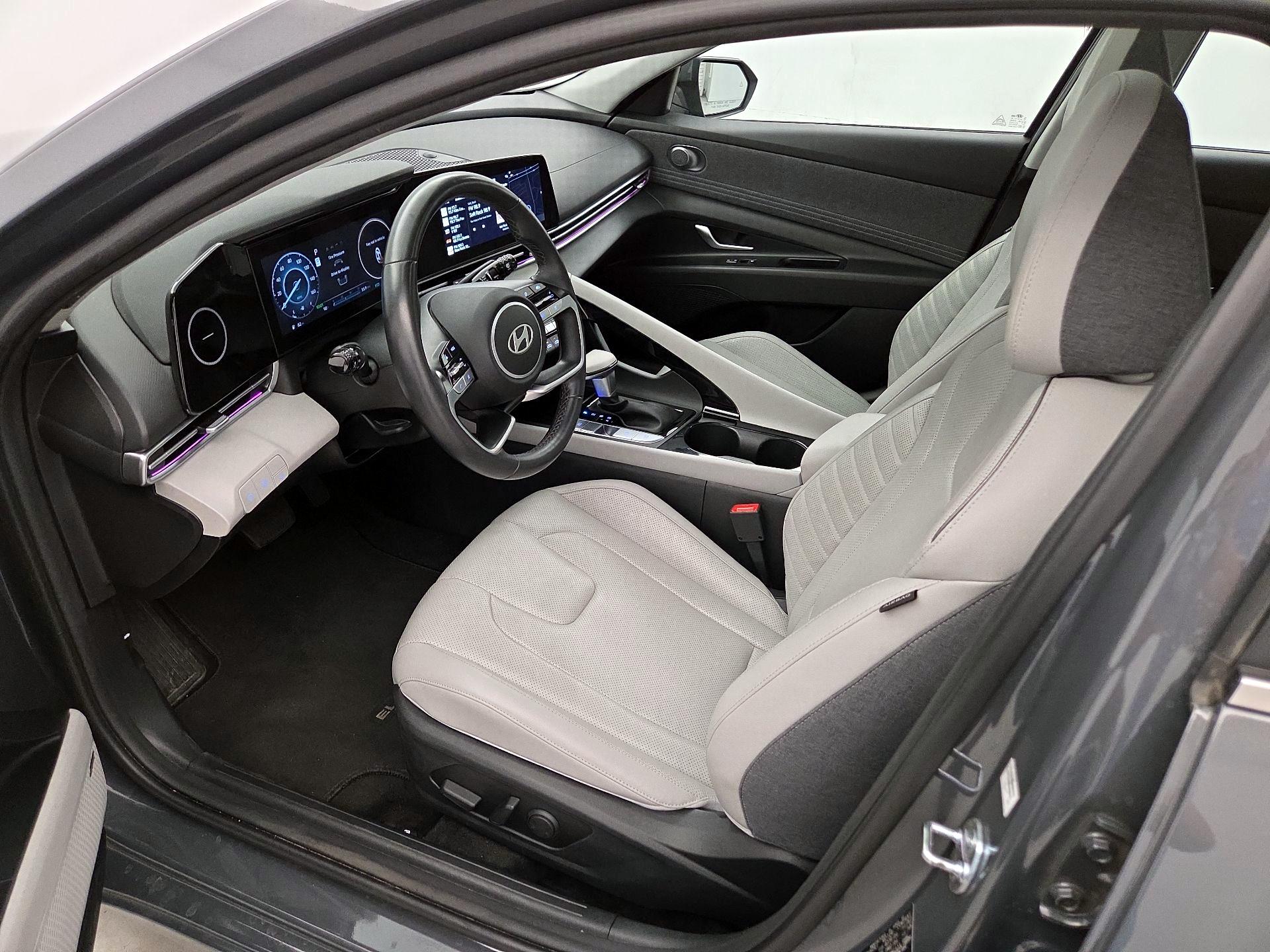 Thumbnail: 2025 Hyundai Elantra - 11