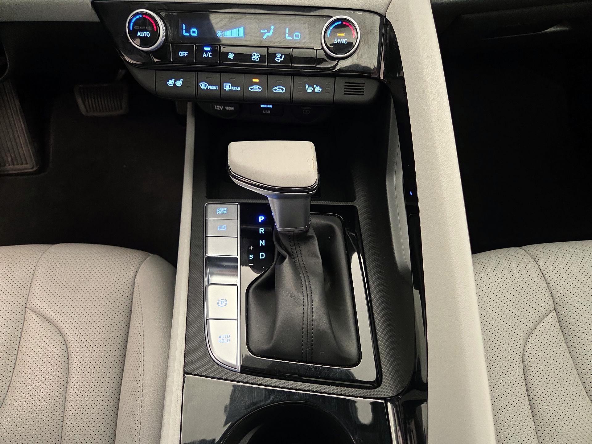 Thumbnail: 2025 Hyundai Elantra - 18