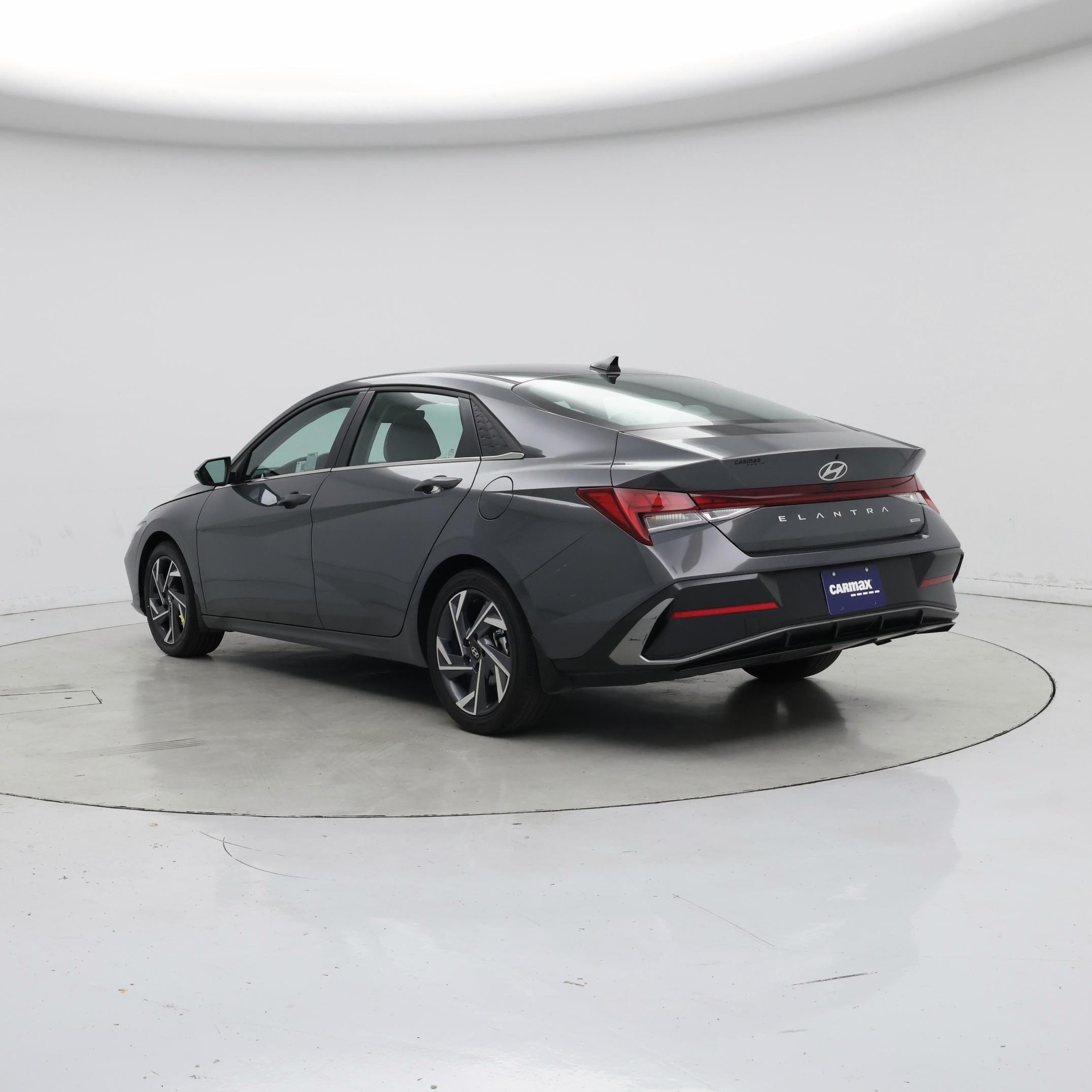 Thumbnail: 2025 Hyundai Elantra - 2