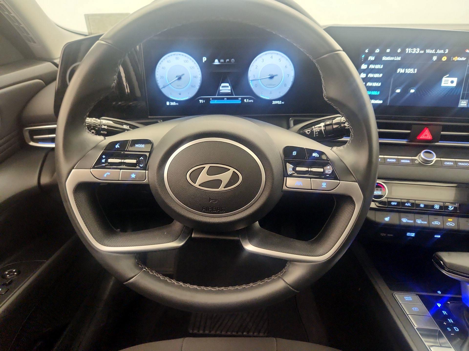 Thumbnail: 2025 Hyundai Elantra - 10