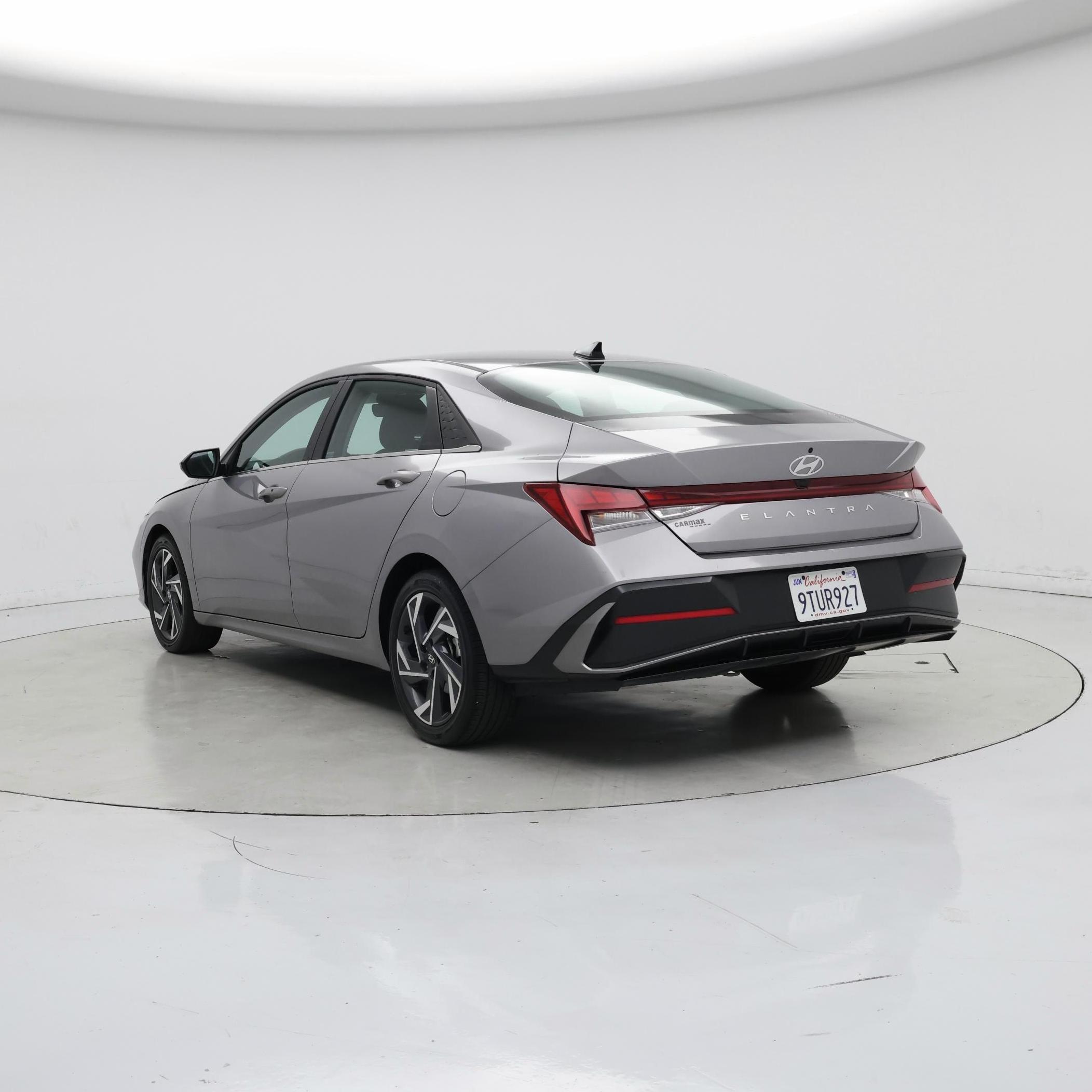 Thumbnail: 2025 Hyundai Elantra - 2