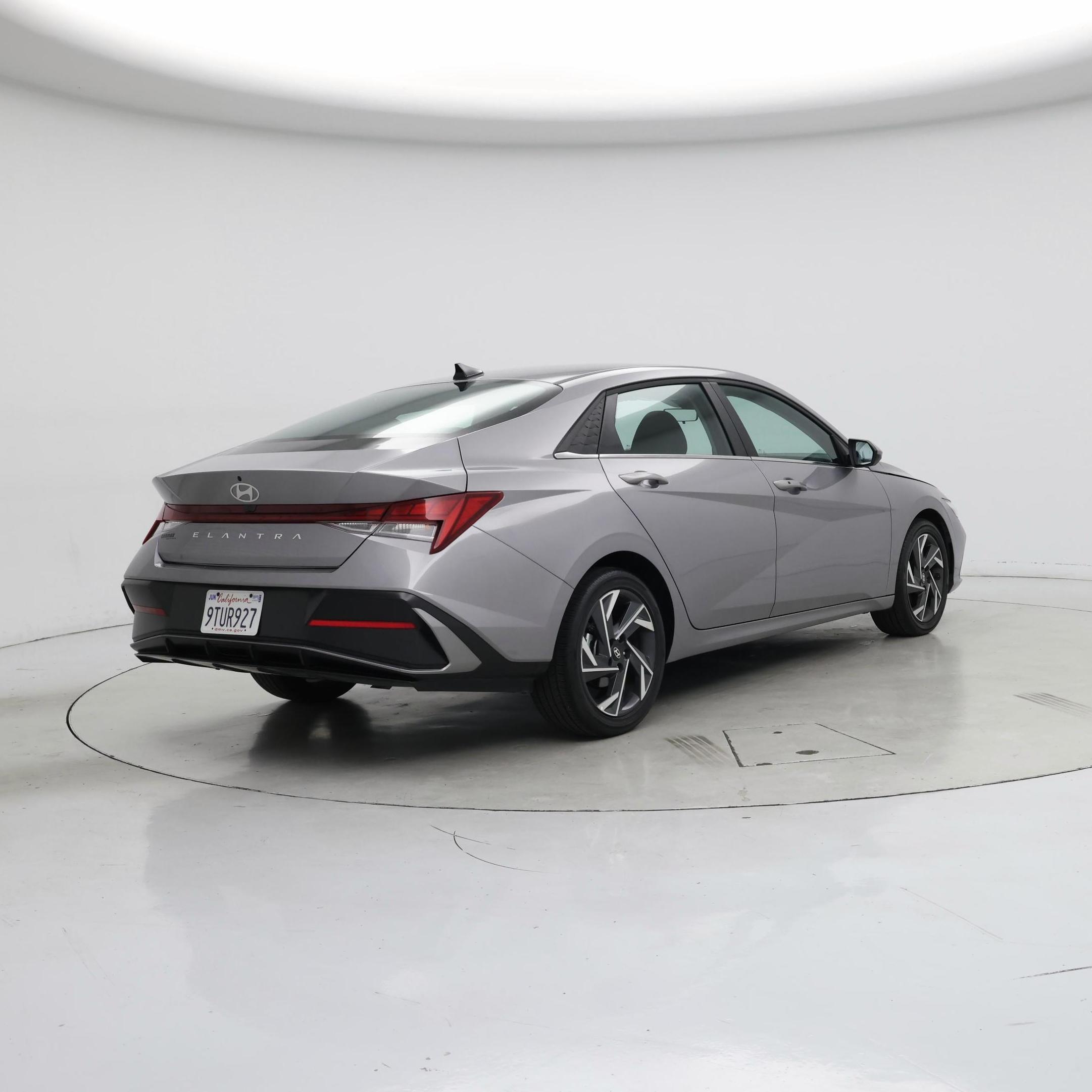 Thumbnail: 2025 Hyundai Elantra - 8