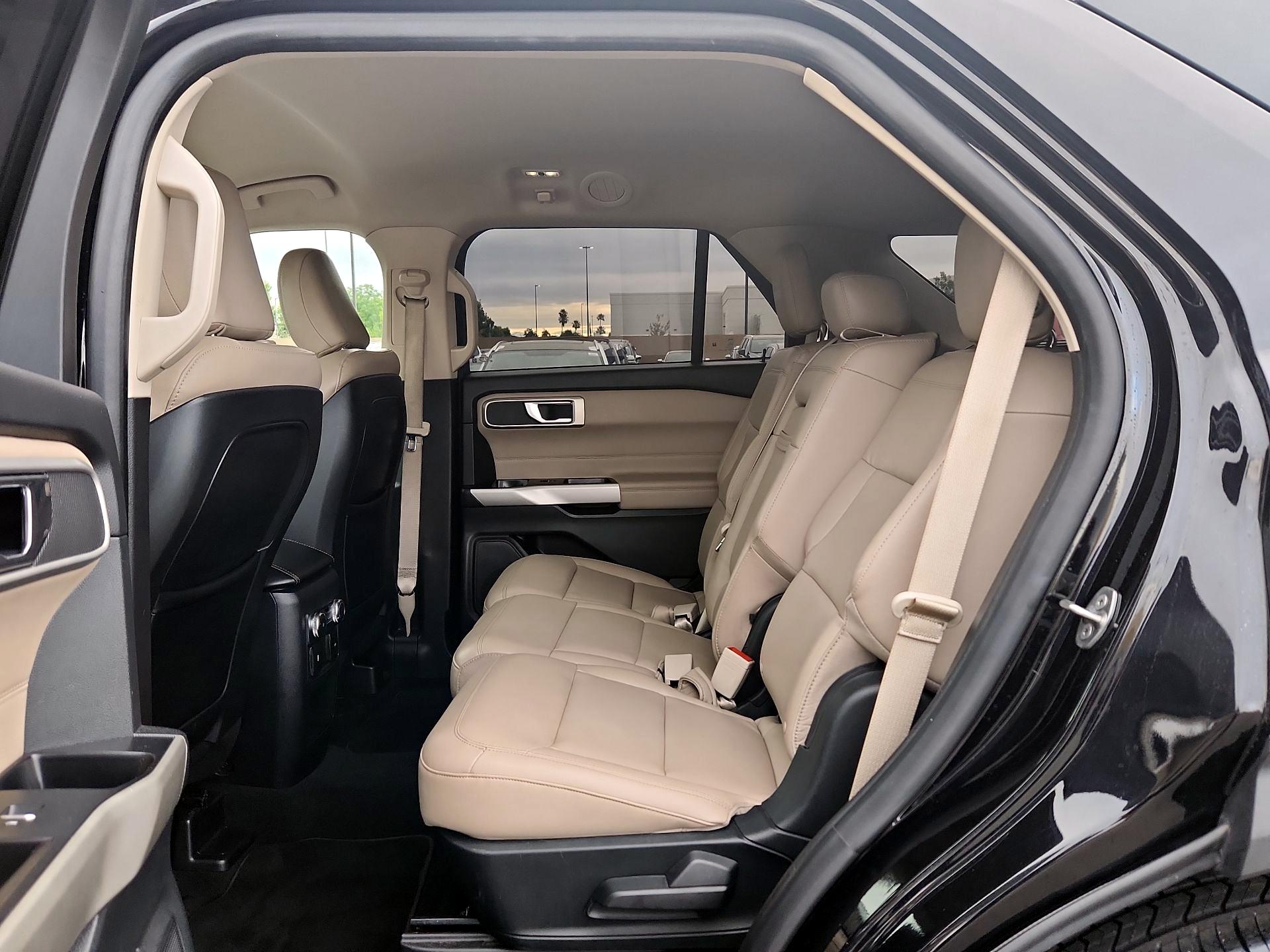 Thumbnail: 2020 Ford Explorer - 17