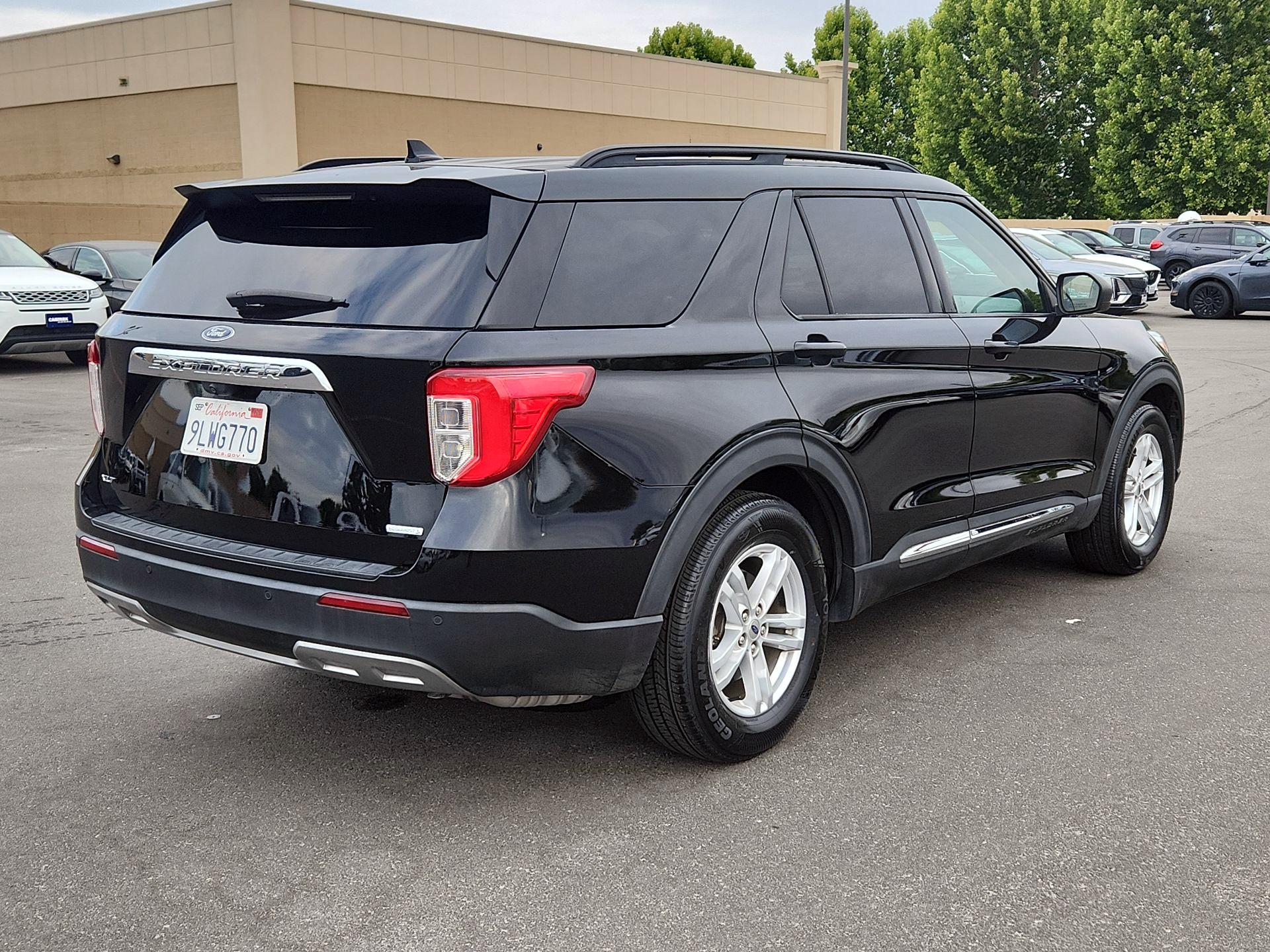 Thumbnail: 2020 Ford Explorer - 5