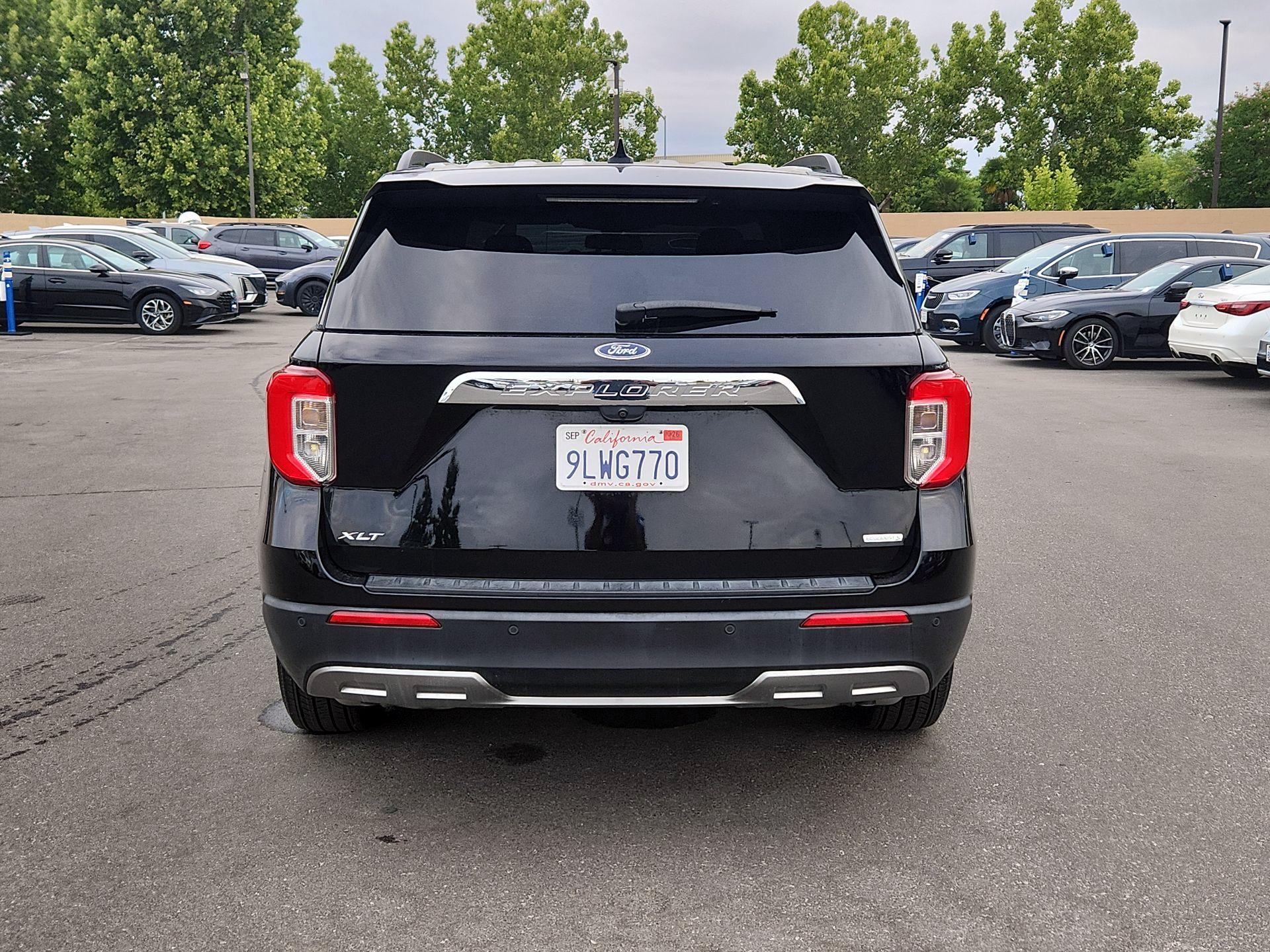 Thumbnail: 2020 Ford Explorer - 6