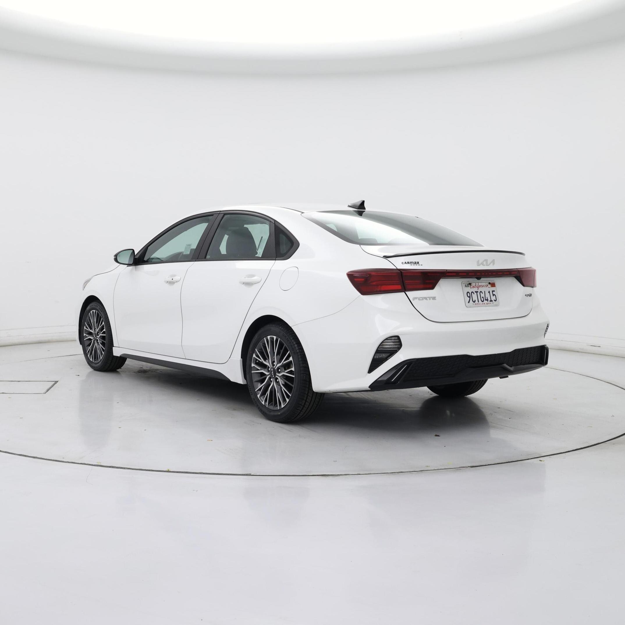 Thumbnail: 2023 Kia Forte - 2