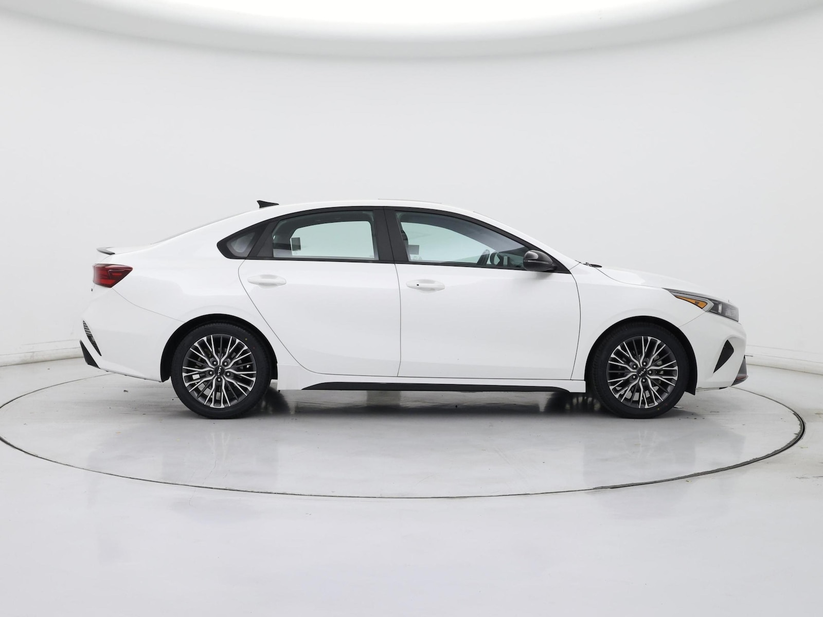 2023 Kia Forte GT-Line - Photo 8